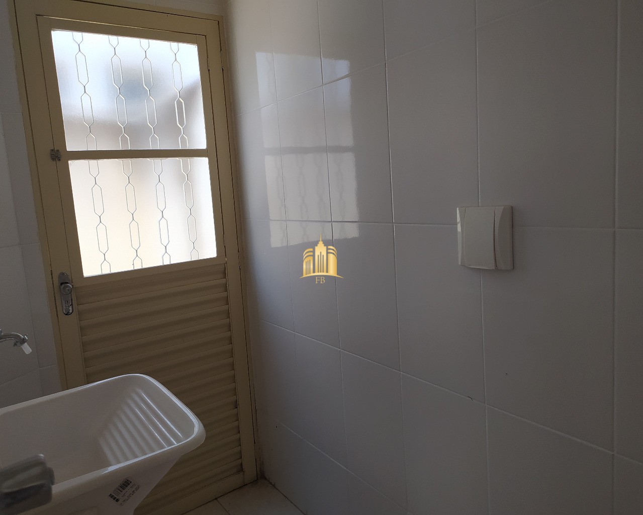 Apartamento à venda com 2 quartos, 100m² - Foto 5