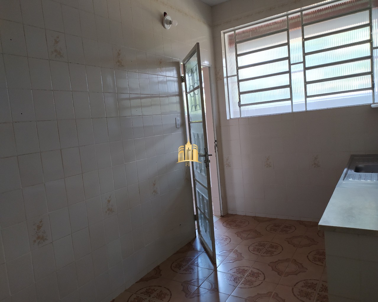 Casa à venda com 3 quartos, 450m² - Foto 25