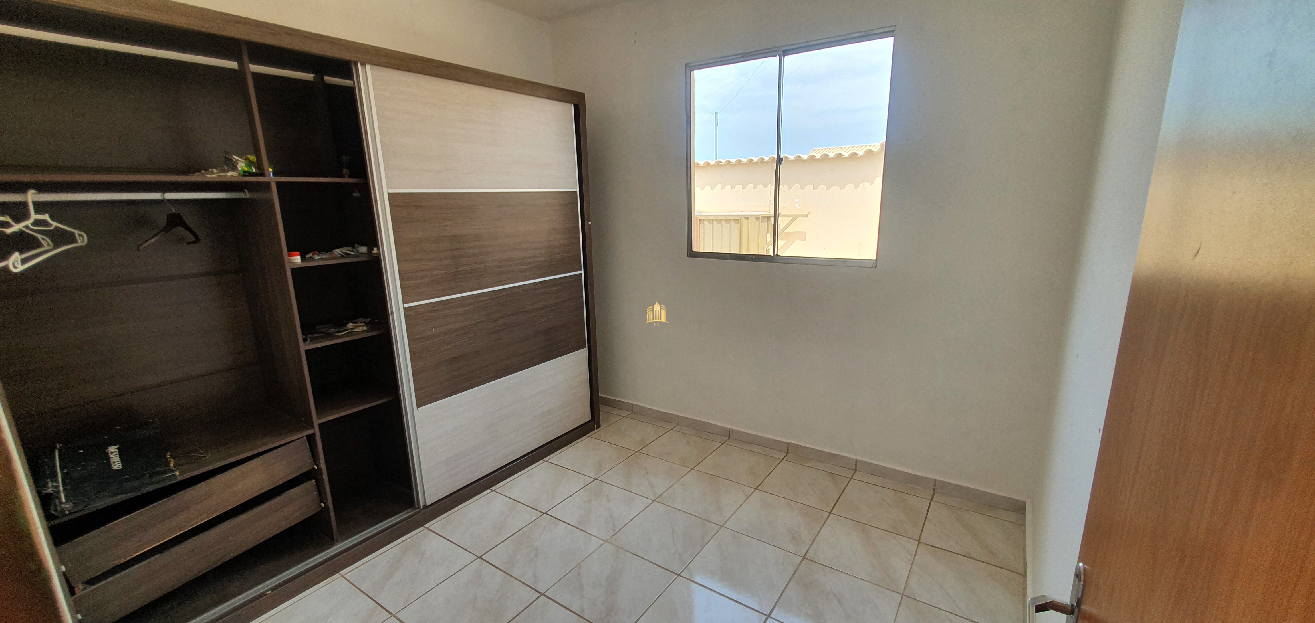 Casa à venda com 2 quartos, 180m² - Foto 11