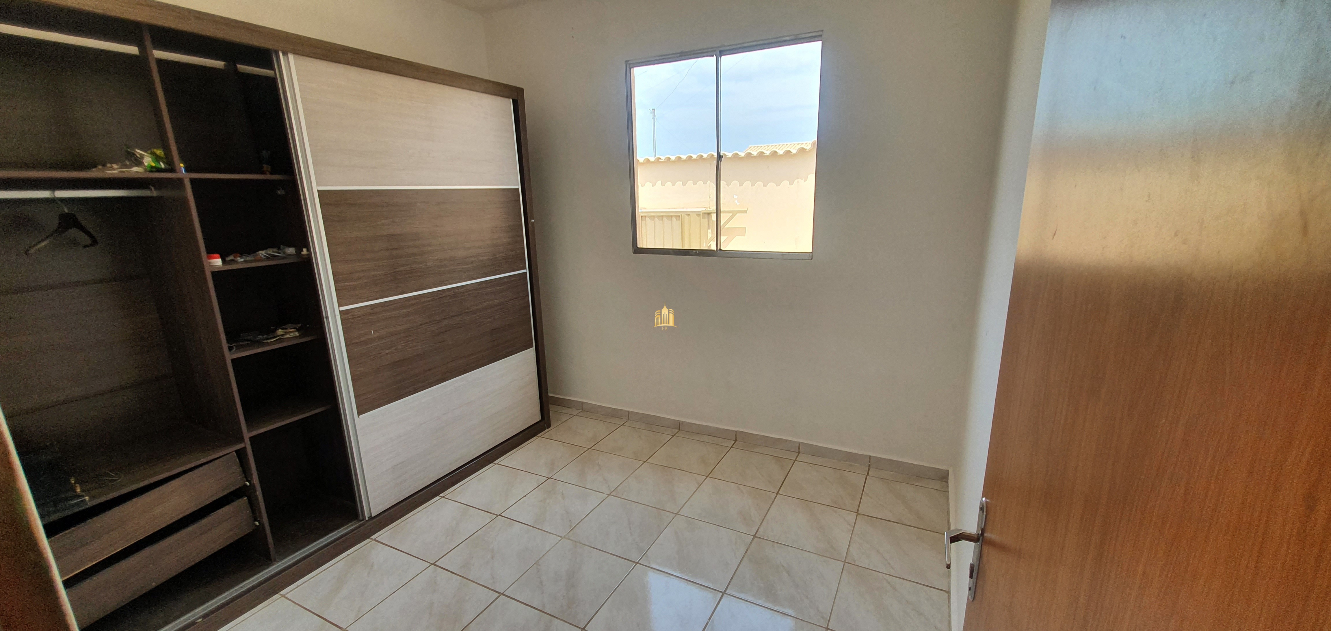 Casa à venda com 2 quartos, 180m² - Foto 12