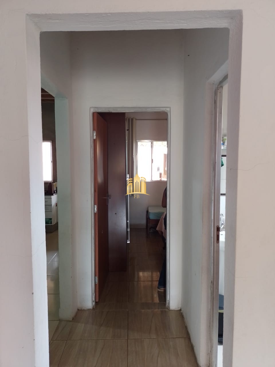 Casa à venda com 2 quartos, 180m² - Foto 9