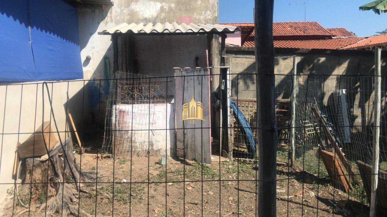 Casa à venda com 4 quartos, 900m² - Foto 17