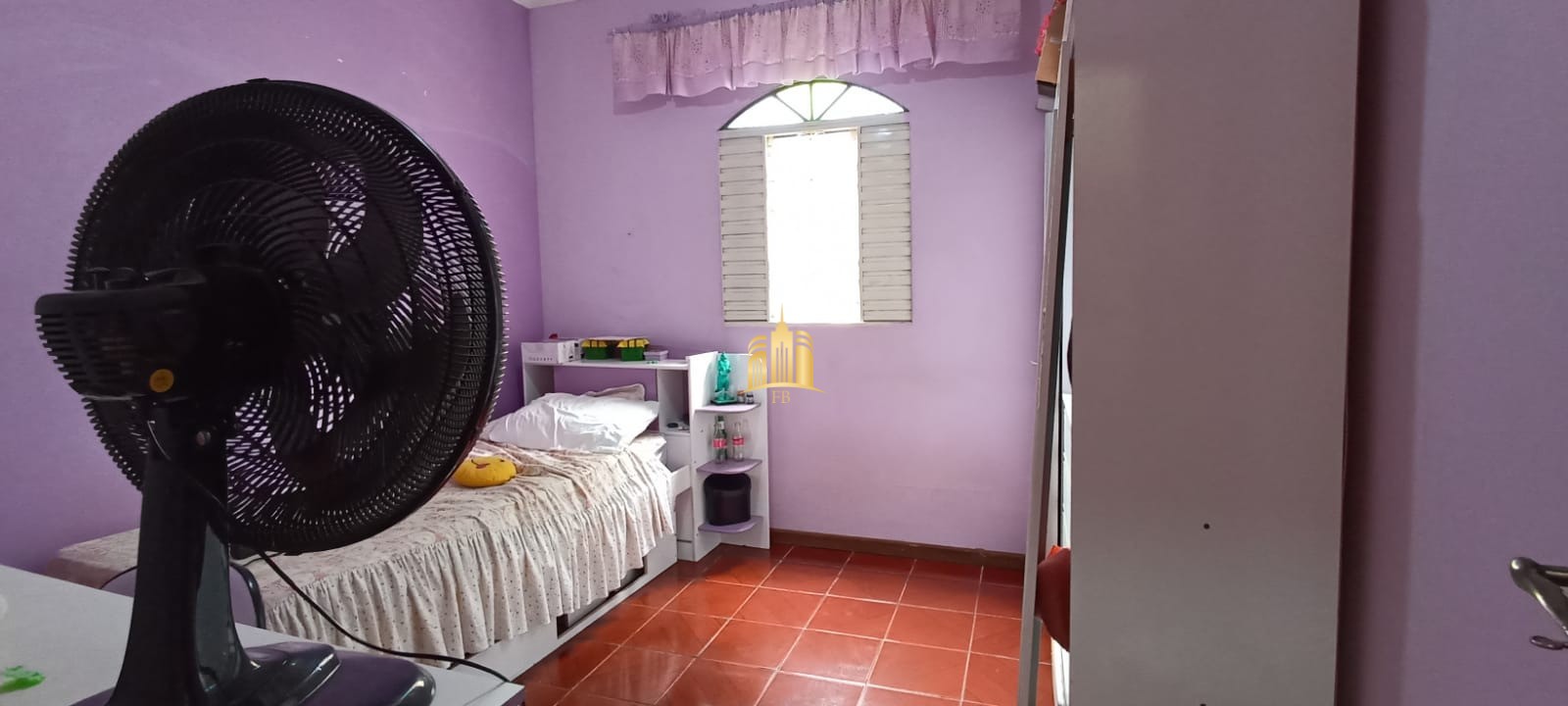 Casa à venda com 3 quartos, 360m² - Foto 2