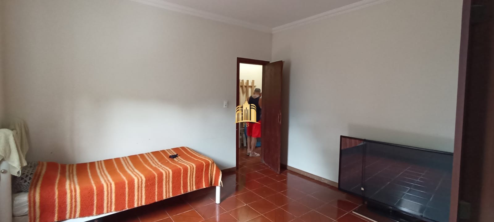 Casa à venda com 3 quartos, 360m² - Foto 3