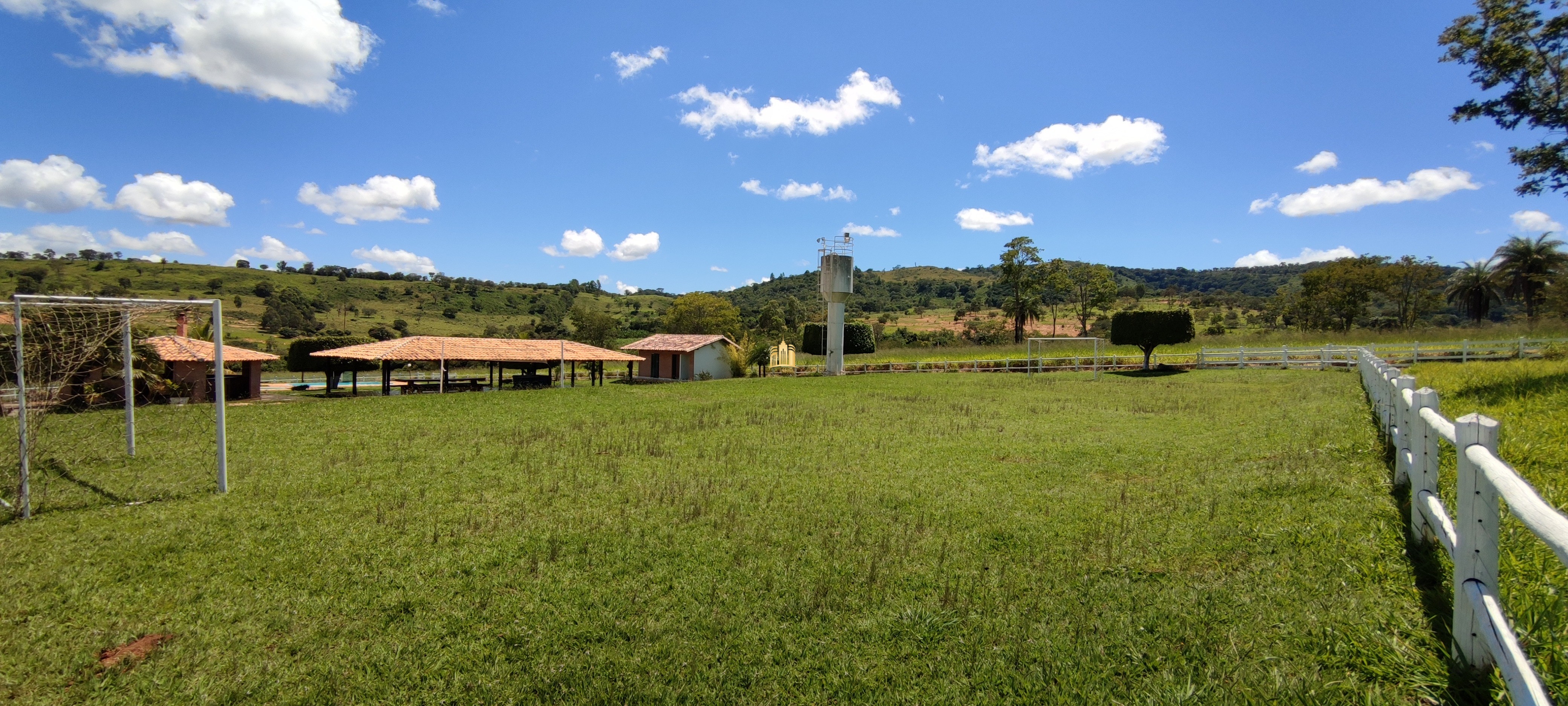 Fazenda à venda com 2 quartos, 131916m² - Foto 70