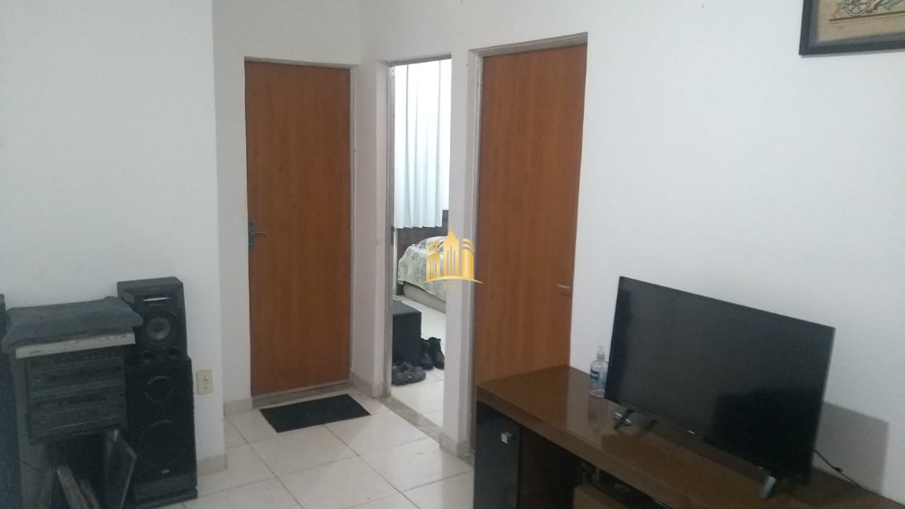 Casa à venda com 2 quartos, 150m² - Foto 12