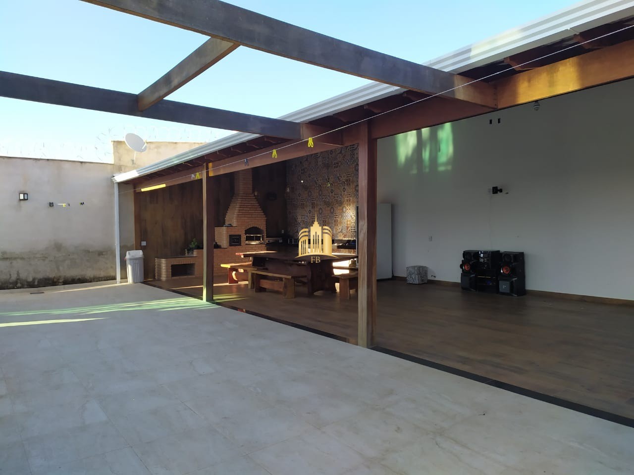 Casa à venda com 3 quartos, 450m² - Foto 8