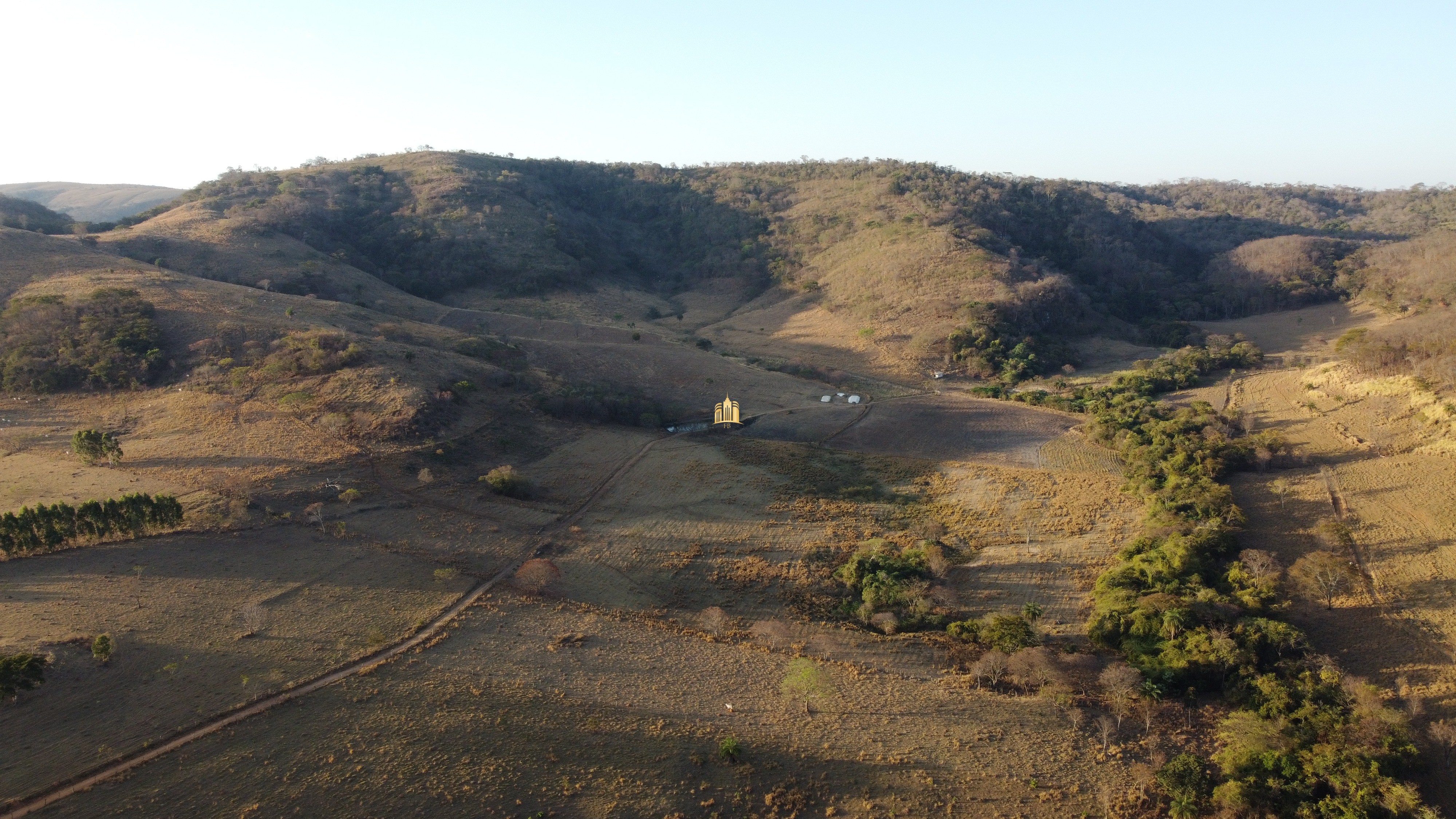 Fazenda à venda com 1 quarto, 400000m² - Foto 3