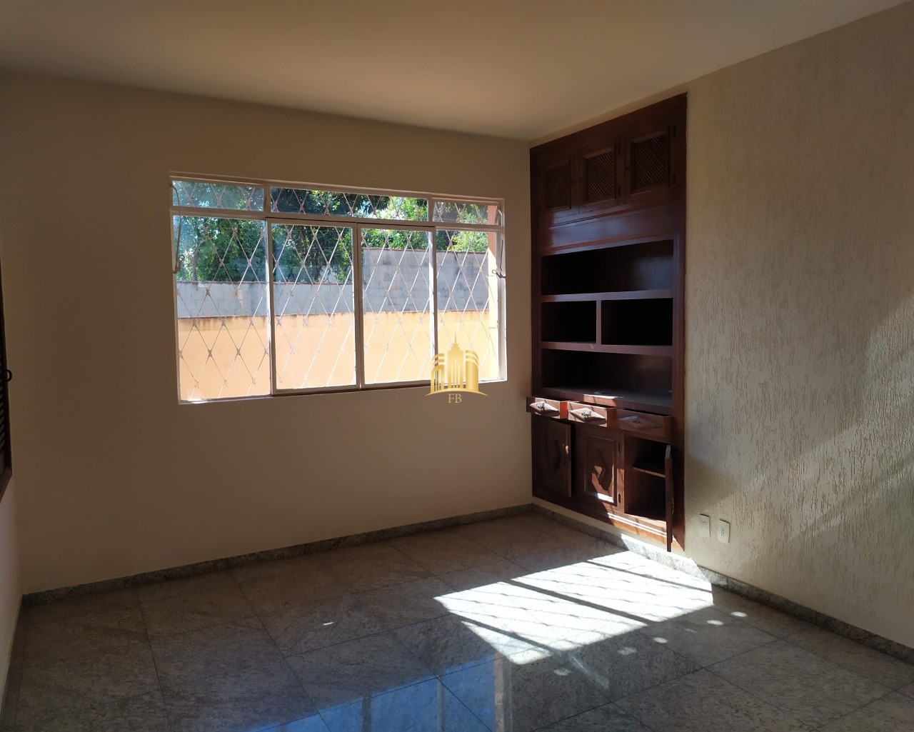 Casa à venda com 4 quartos, 900m² - Foto 22