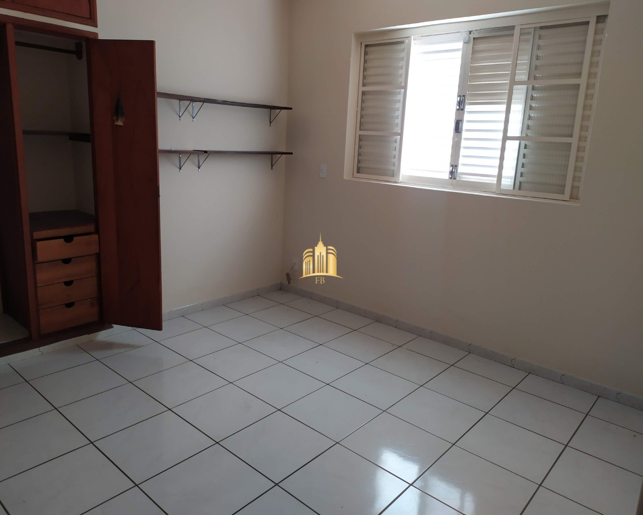 Casa à venda com 4 quartos, 900m² - Foto 28