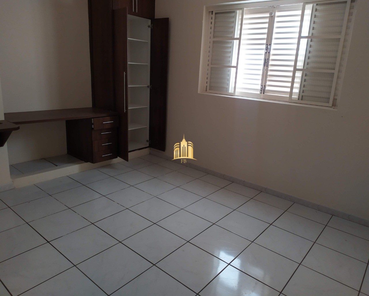 Casa à venda com 4 quartos, 900m² - Foto 30