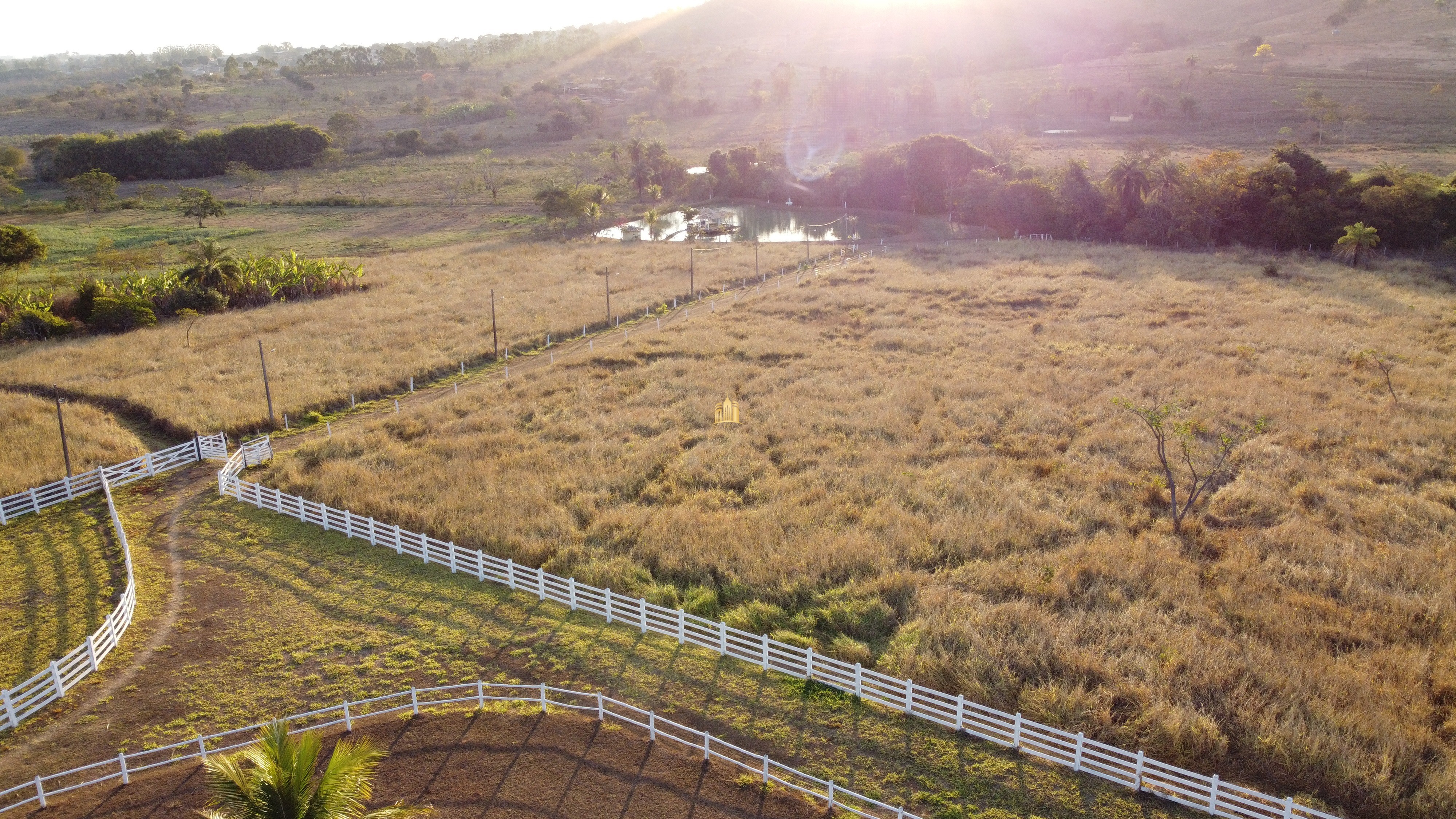 Fazenda à venda com 2 quartos, 131916m² - Foto 17