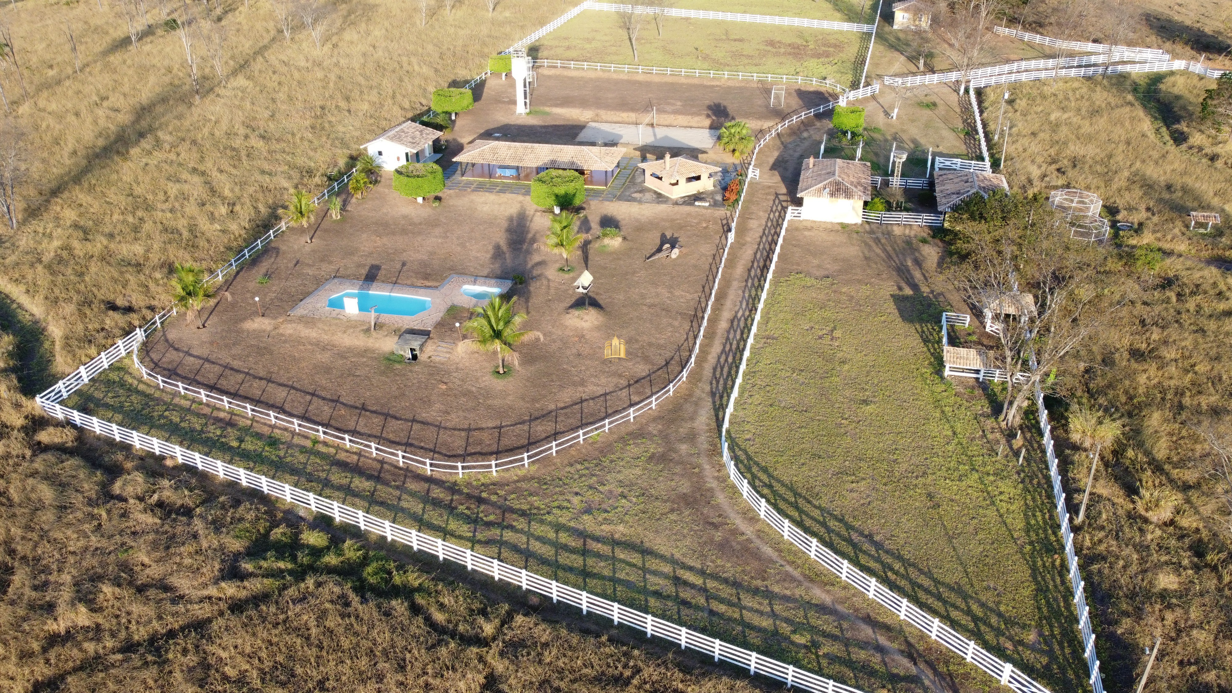 Fazenda à venda com 2 quartos, 131916m² - Foto 20