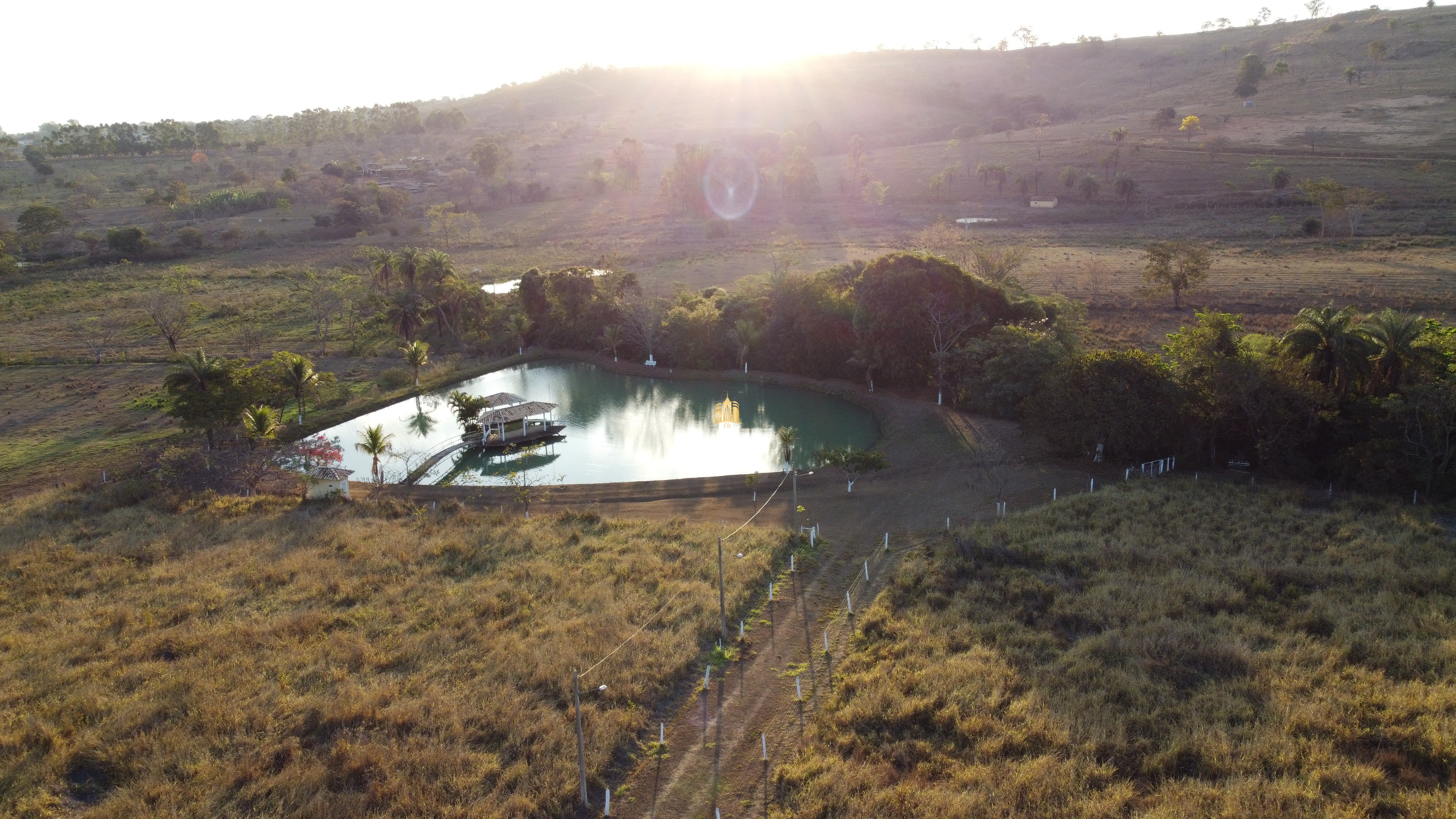 Fazenda à venda com 2 quartos, 131916m² - Foto 7