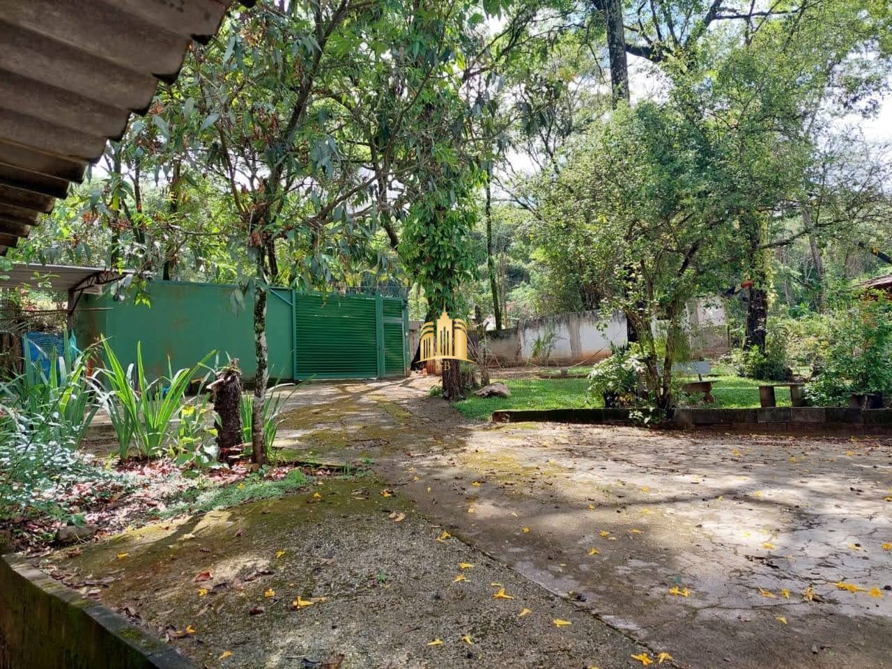 Sítio, 8 quartos, 5635 m² - Foto 17