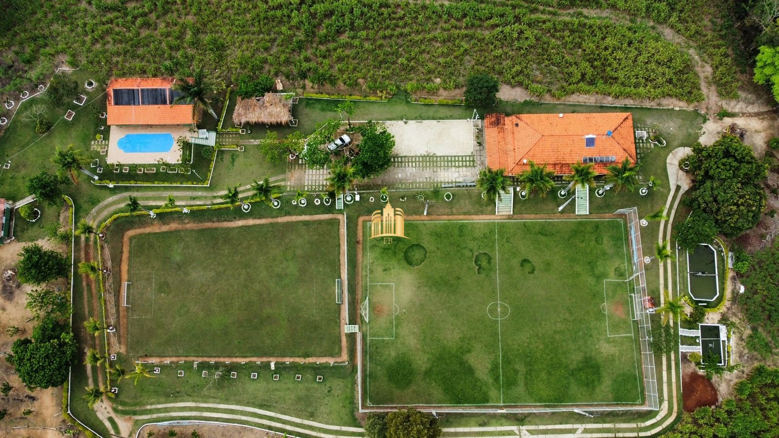 Fazenda à venda com 8 quartos, 293000m² - Foto 31