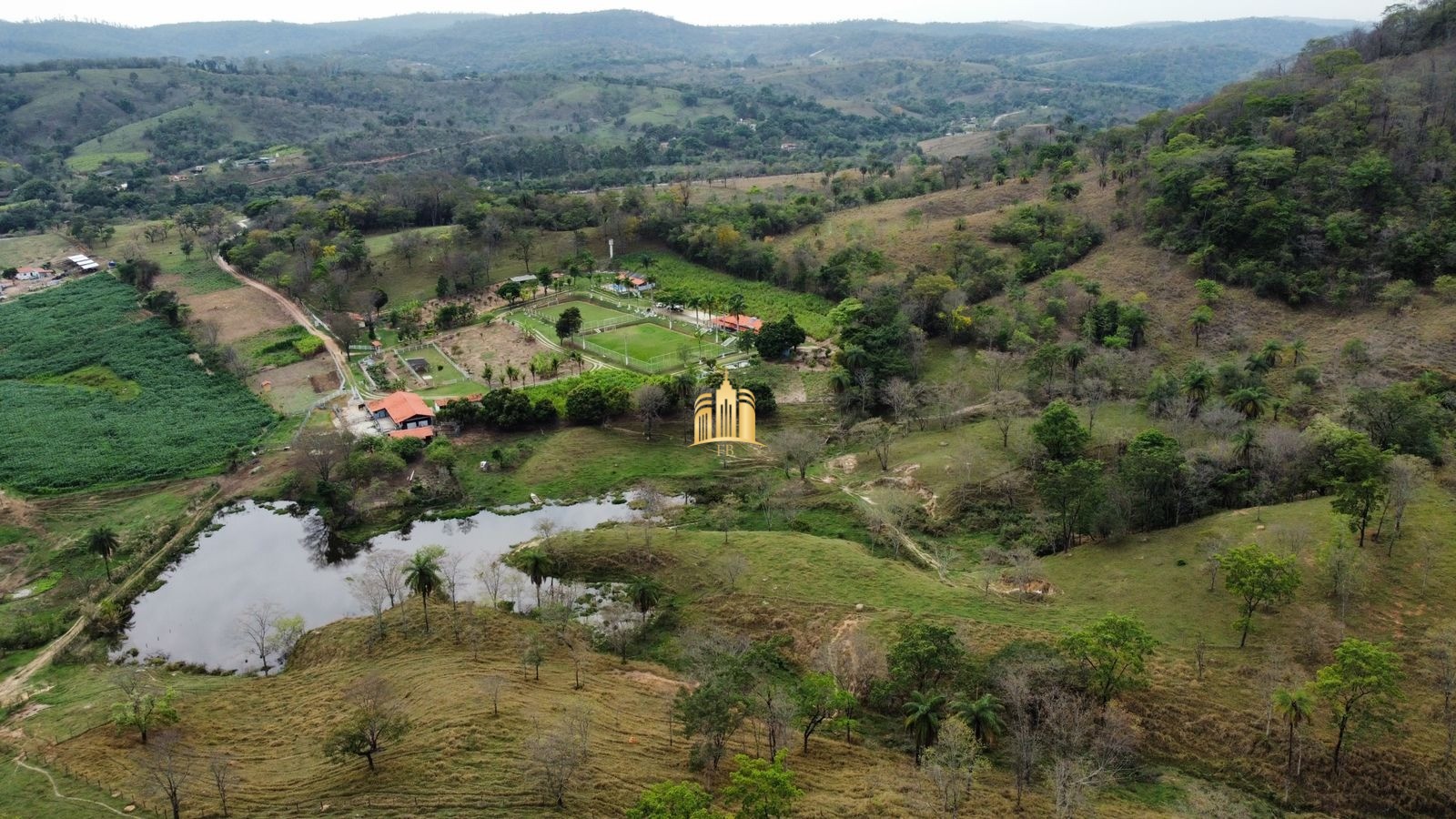 Fazenda à venda com 8 quartos, 293000m² - Foto 13