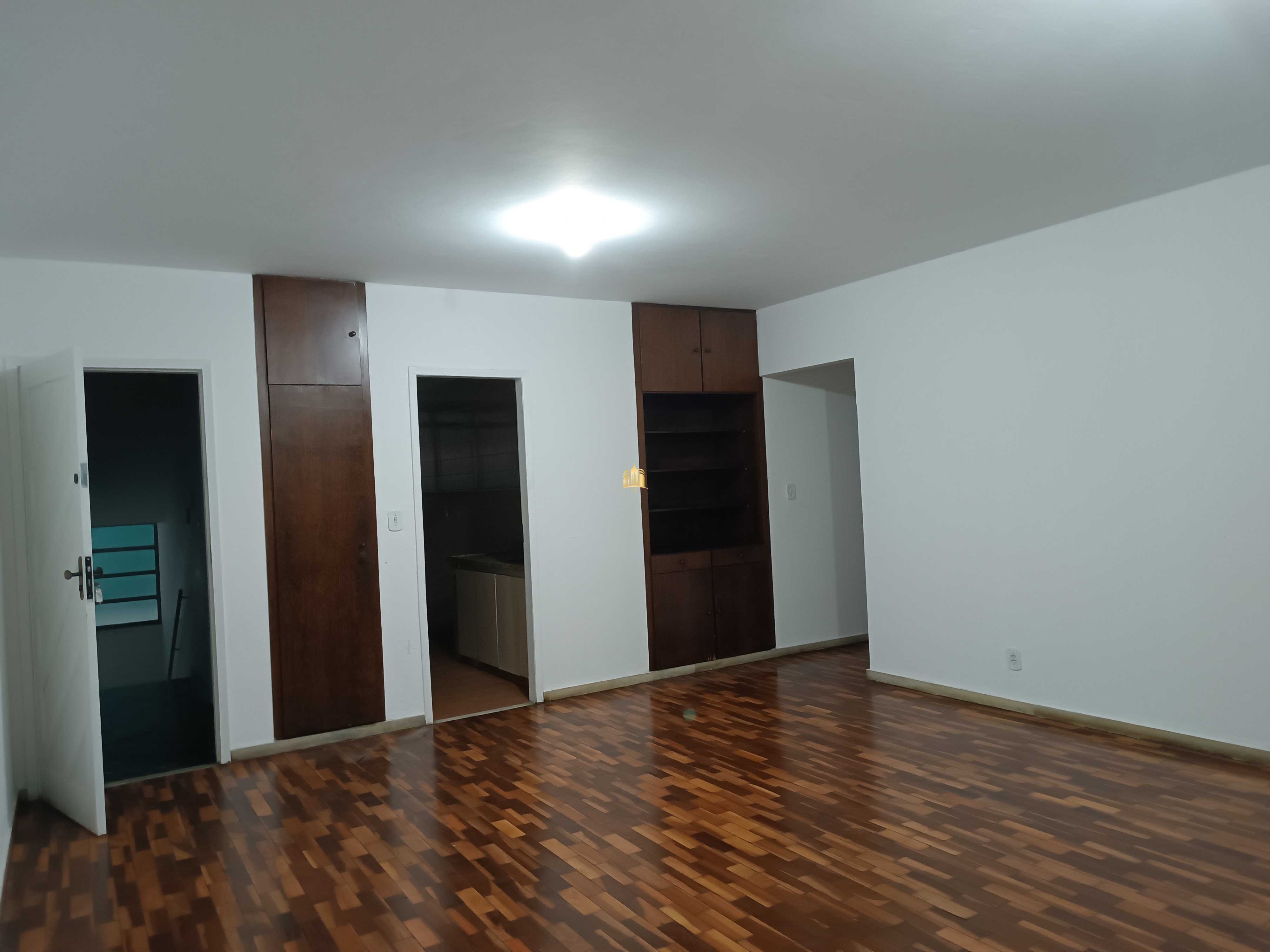 Apartamento à venda com 4 quartos, 182m² - Foto 5