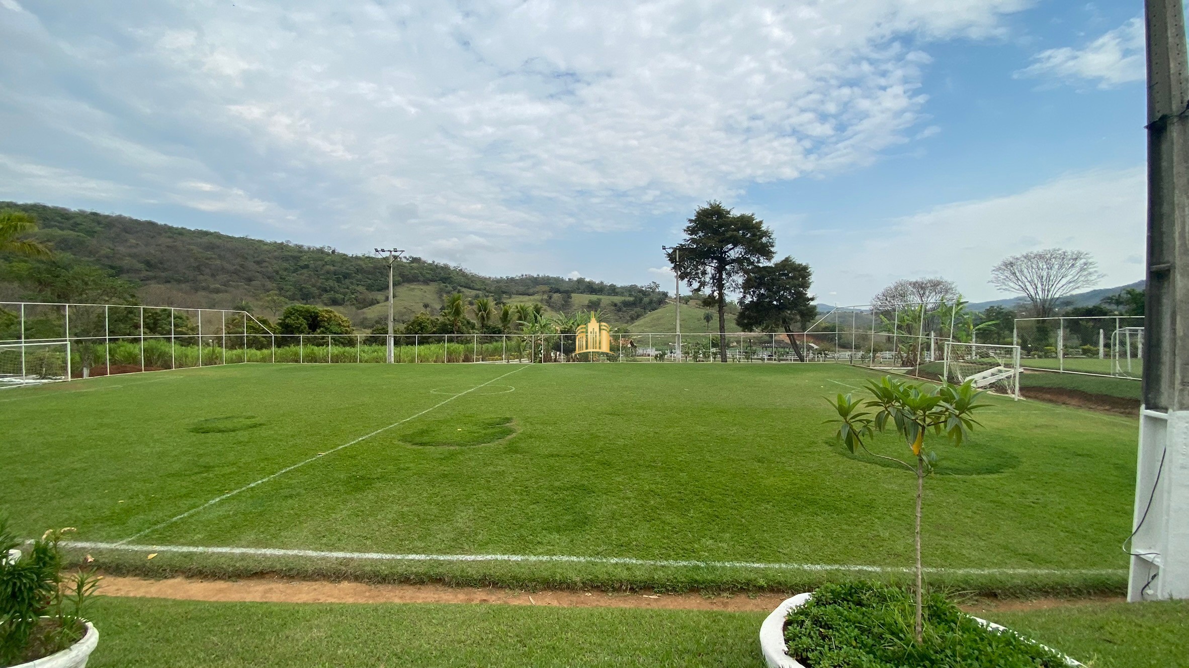 Fazenda à venda com 8 quartos, 293000m² - Foto 48