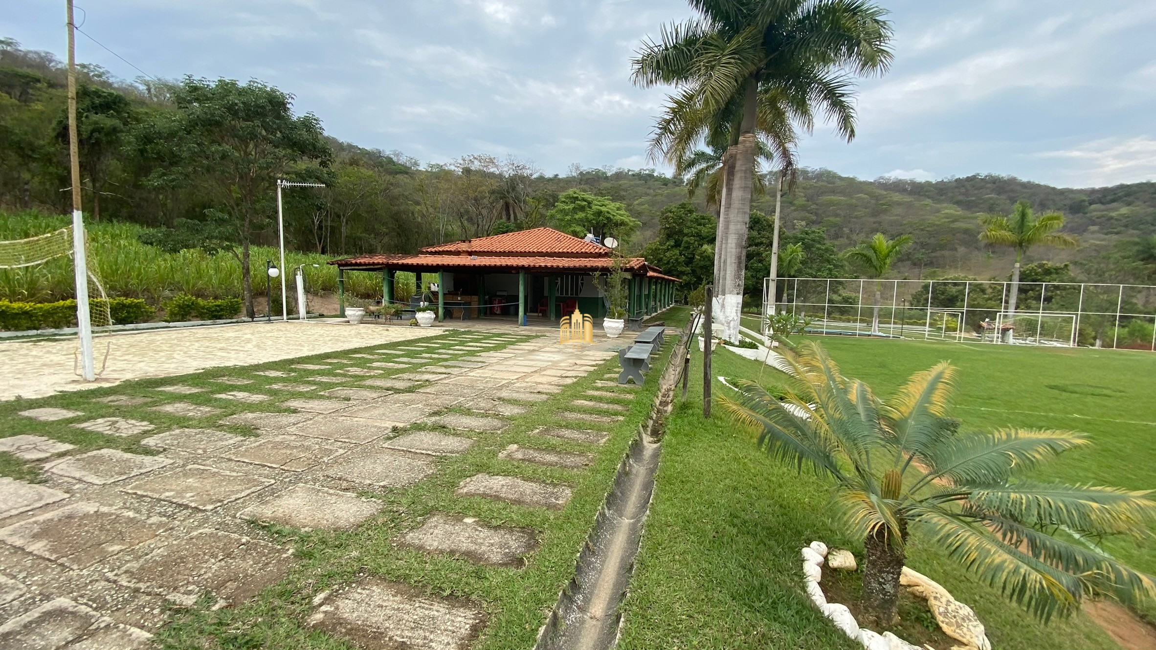 Fazenda à venda com 8 quartos, 293000m² - Foto 87