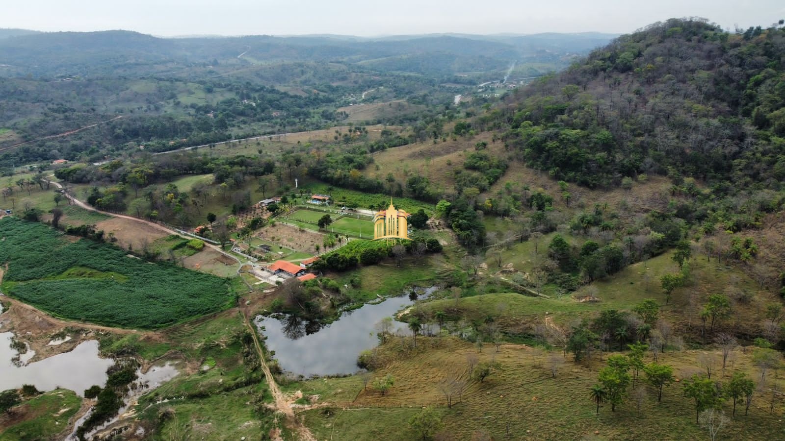 Fazenda à venda com 8 quartos, 293000m² - Foto 39