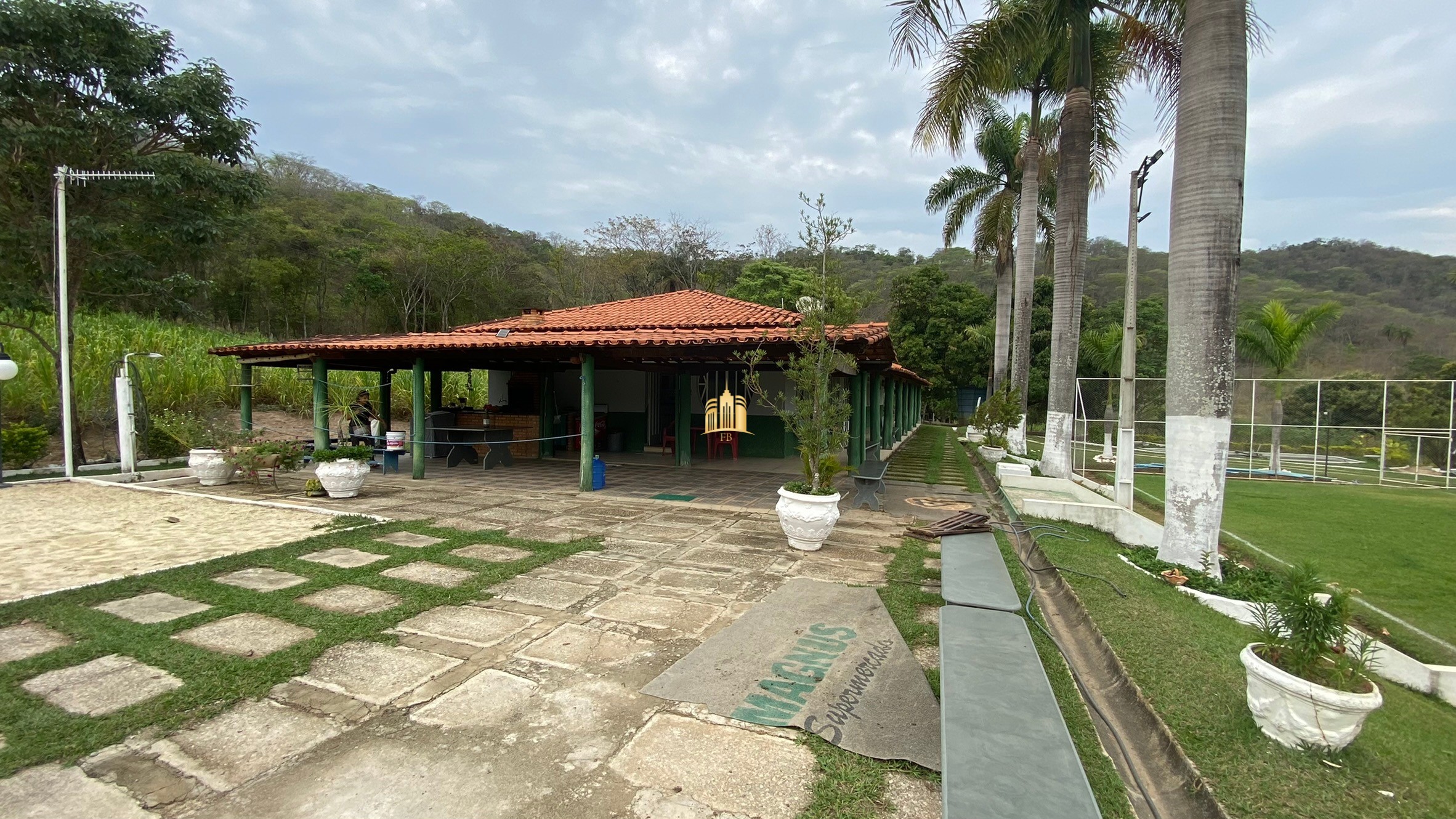 Fazenda à venda com 8 quartos, 293000m² - Foto 86