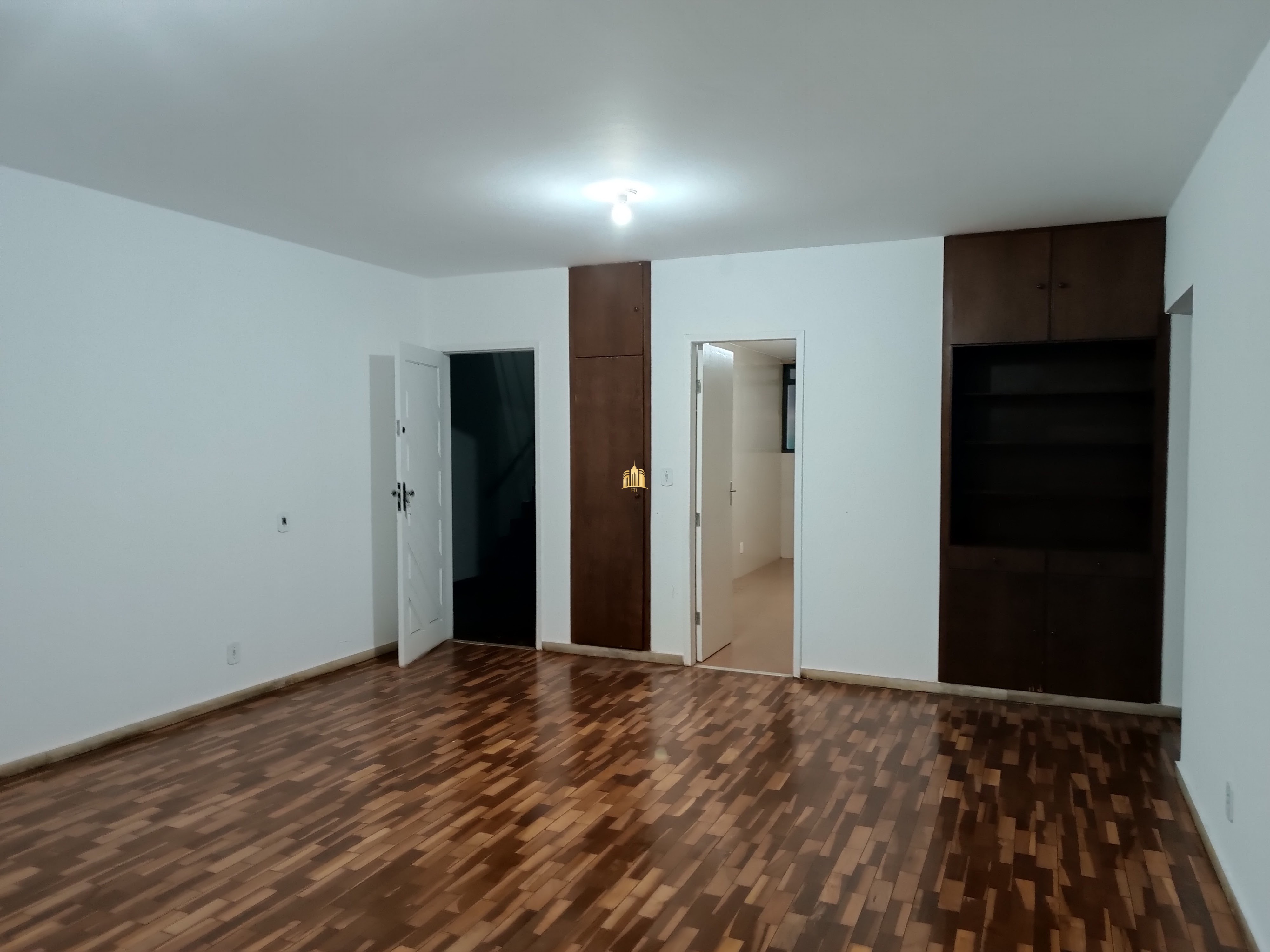 Apartamento à venda com 4 quartos, 182m² - Foto 6