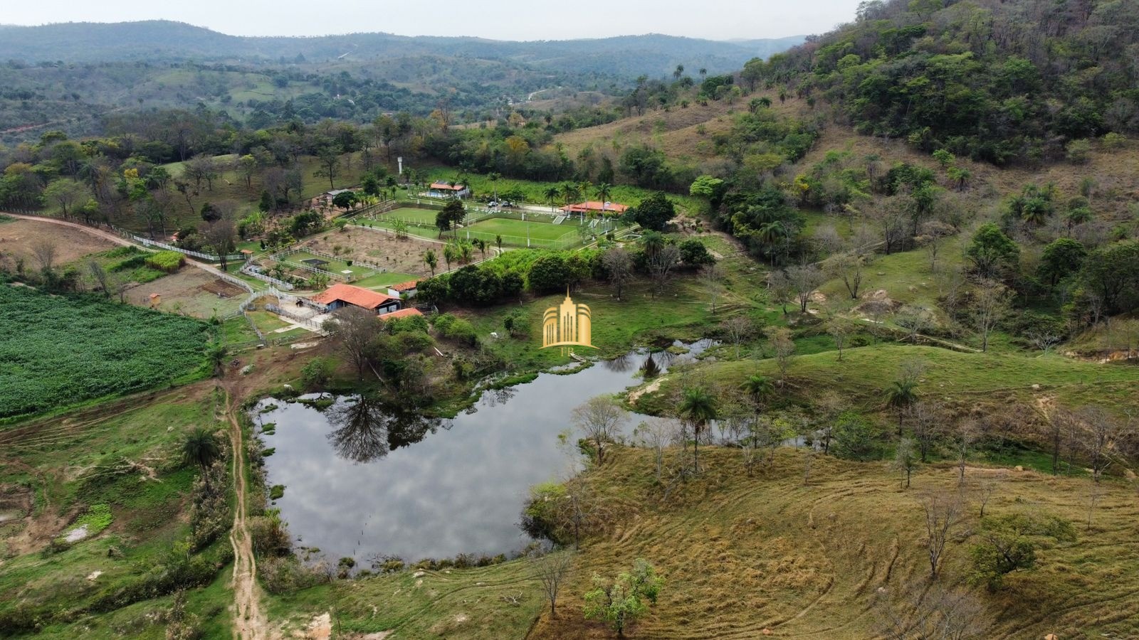 Fazenda à venda com 8 quartos, 293000m² - Foto 37