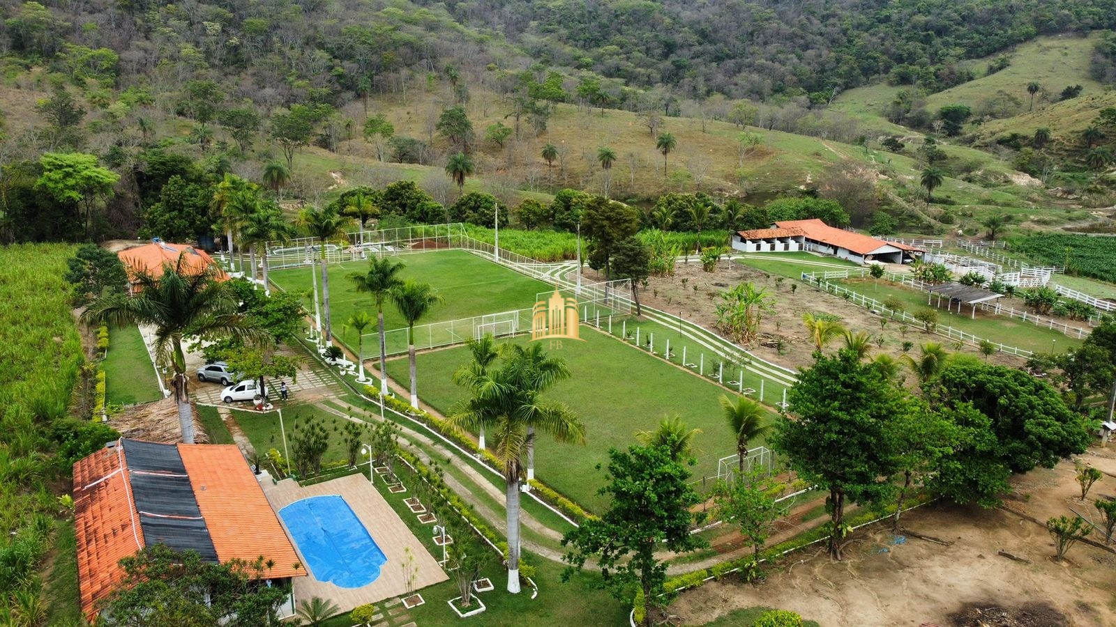 Fazenda à venda com 8 quartos, 293000m² - Foto 29