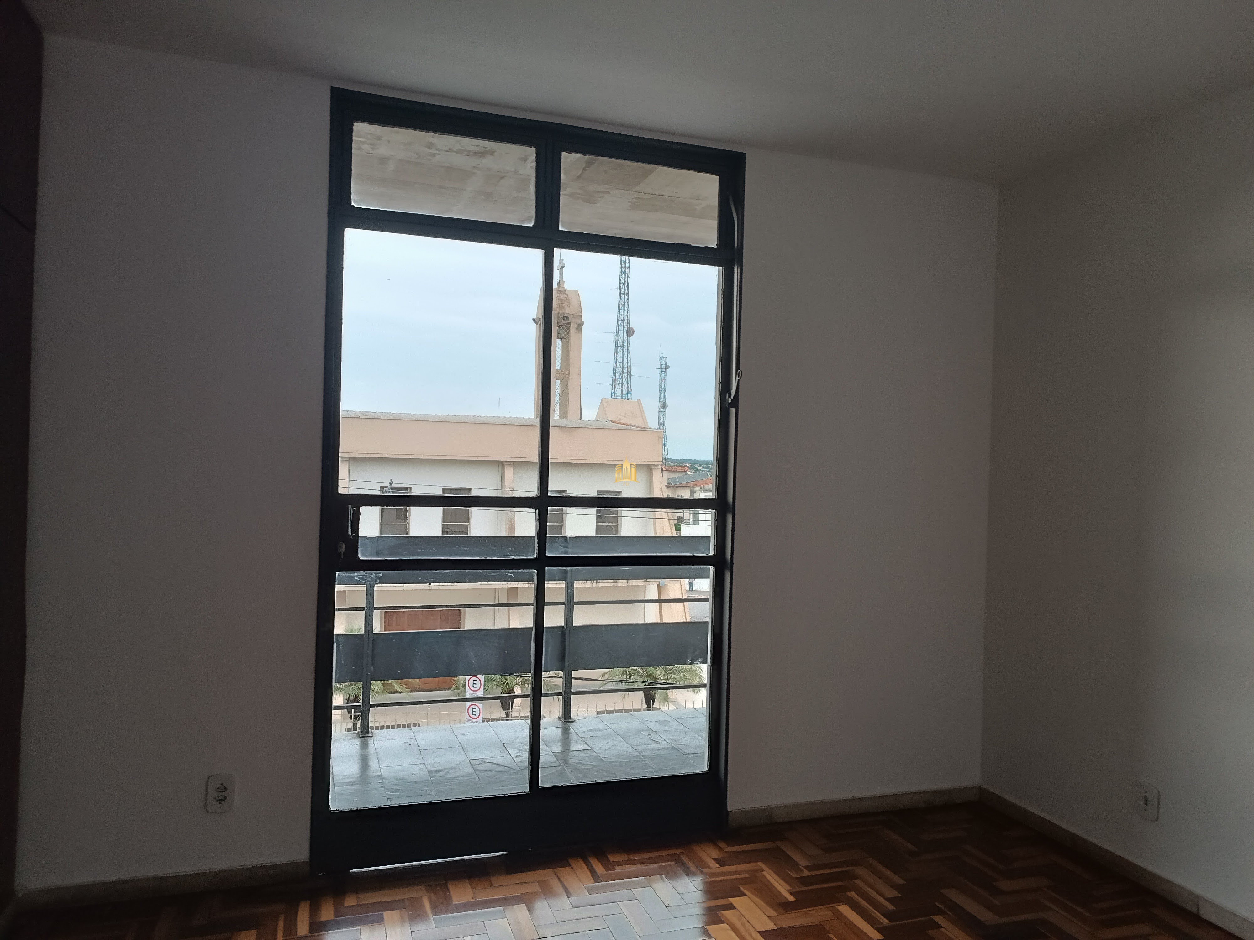 Apartamento à venda com 4 quartos, 182m² - Foto 18