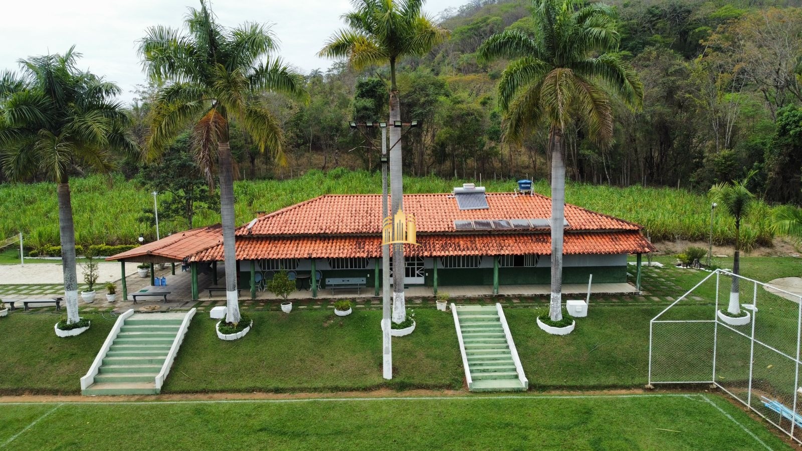 Fazenda à venda com 8 quartos, 293000m² - Foto 7