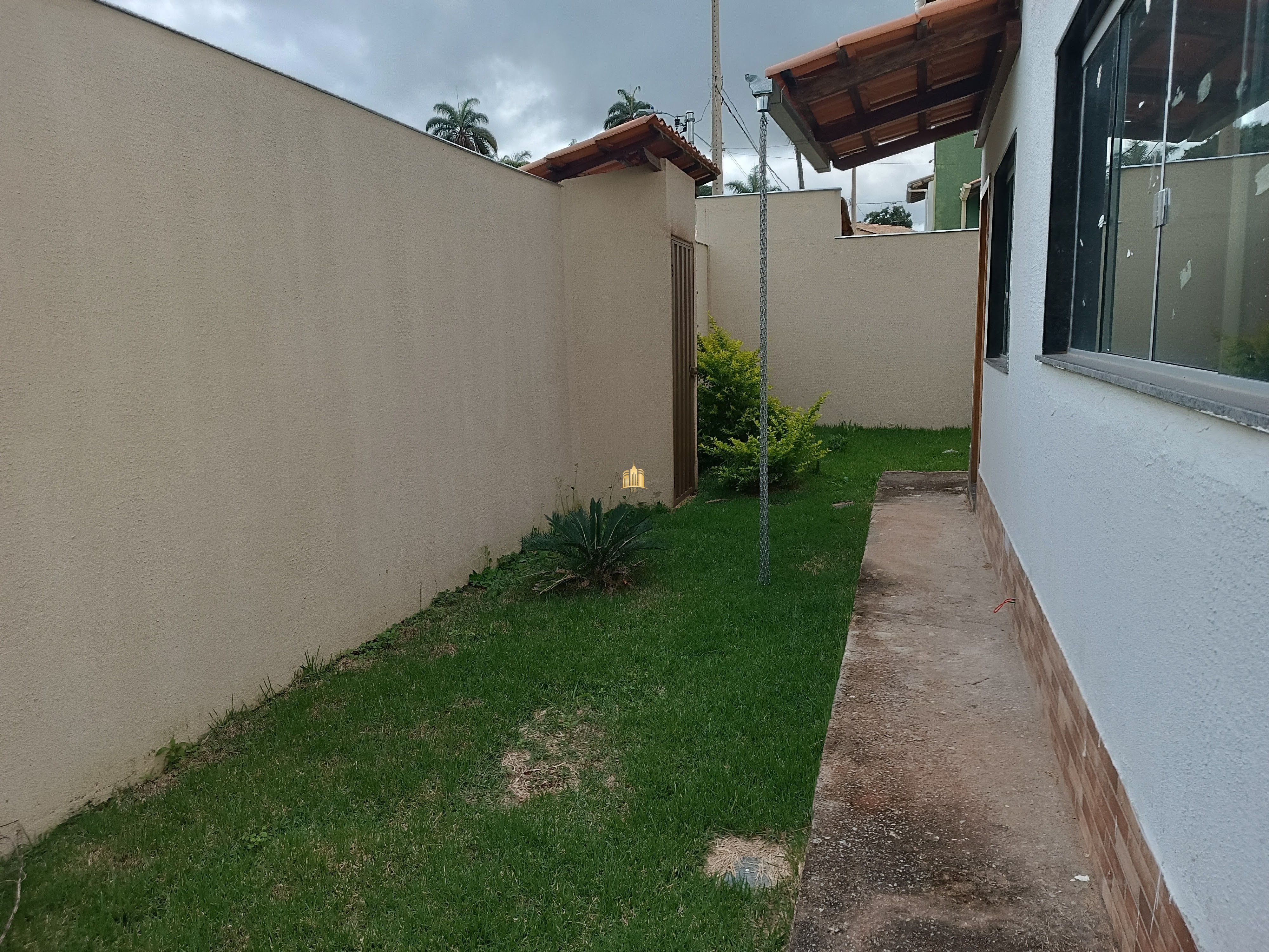 Casa à venda com 2 quartos, 180m² - Foto 6