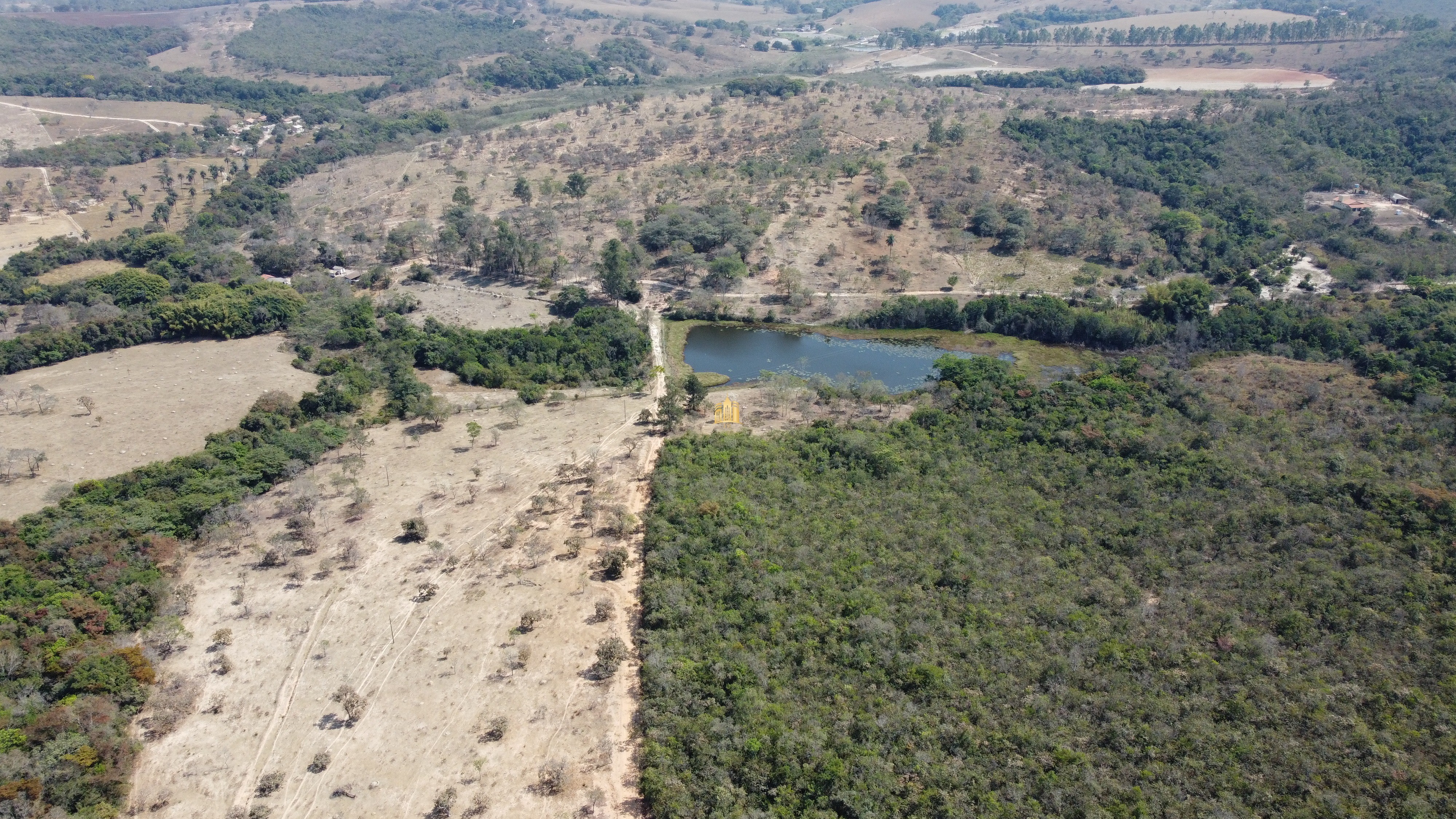 Fazenda à venda com 3 quartos, 3010000m² - Foto 42