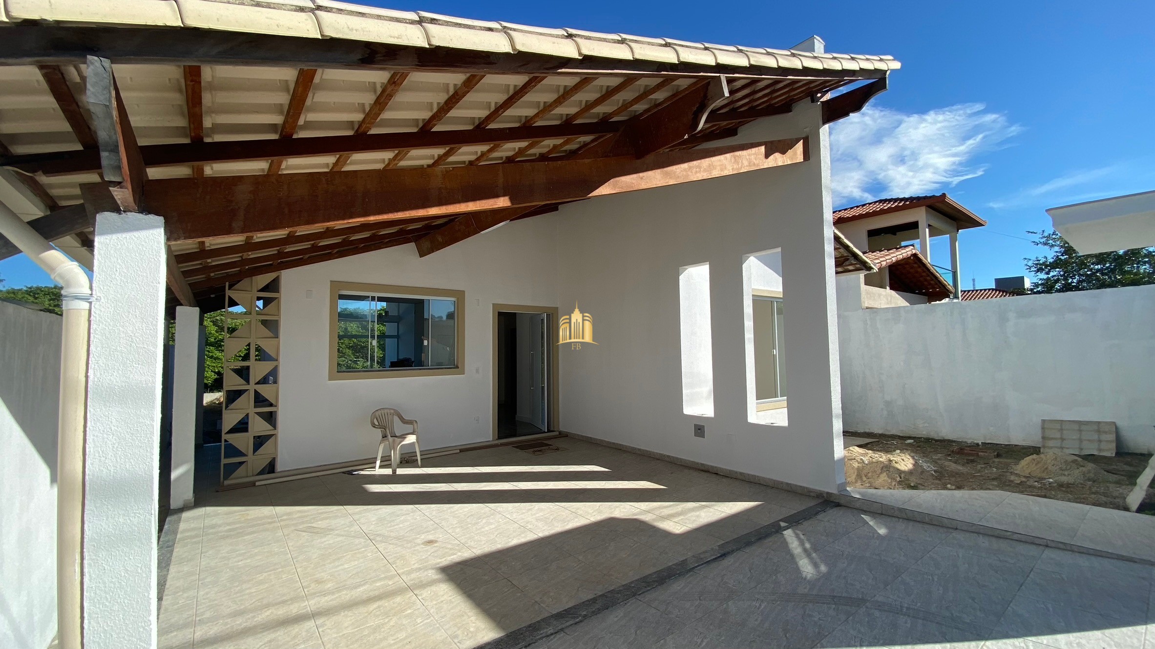 Casa à venda com 3 quartos, 400m² - Foto 1