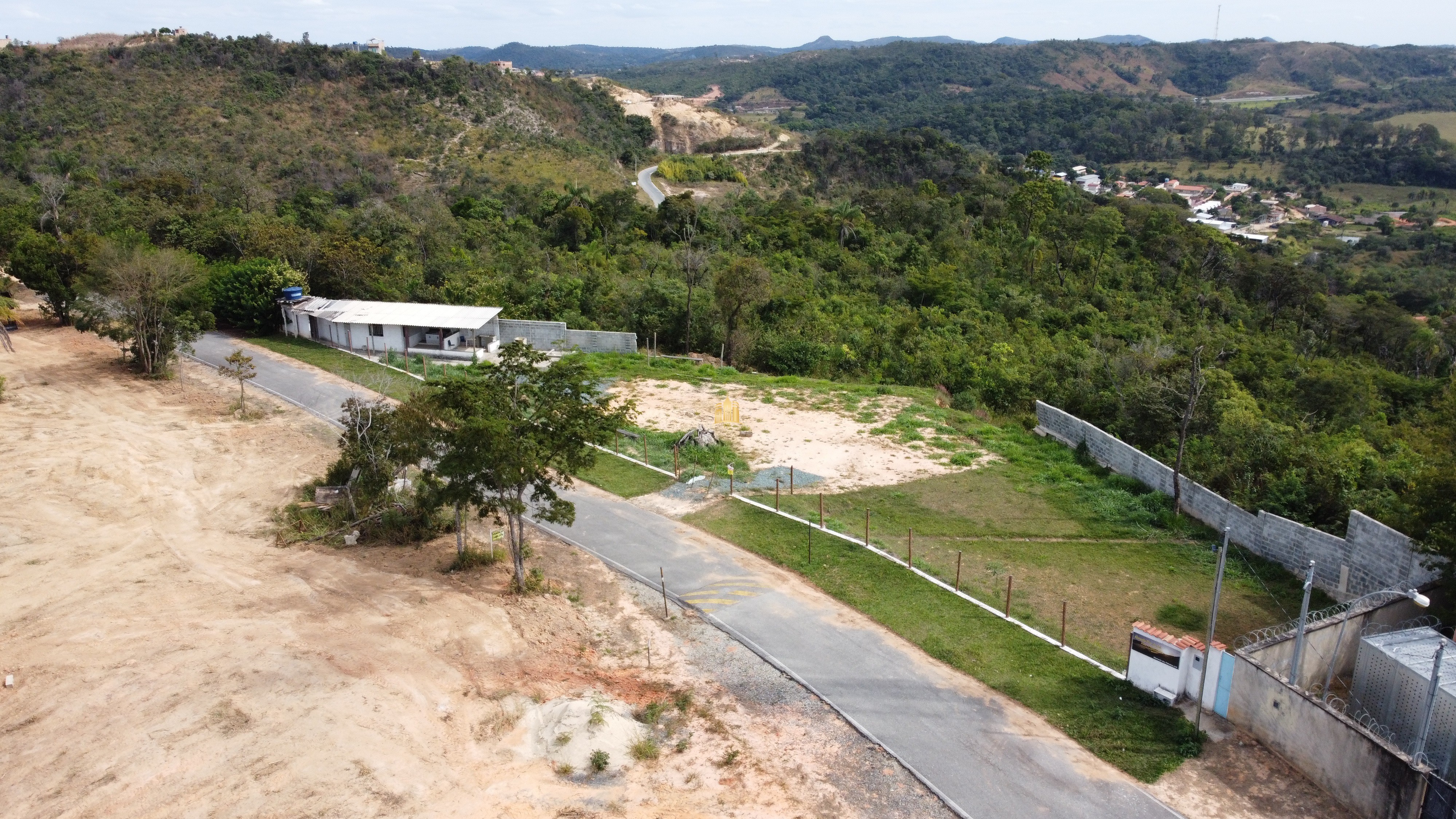 Terreno à venda, 1010m² - Foto 12