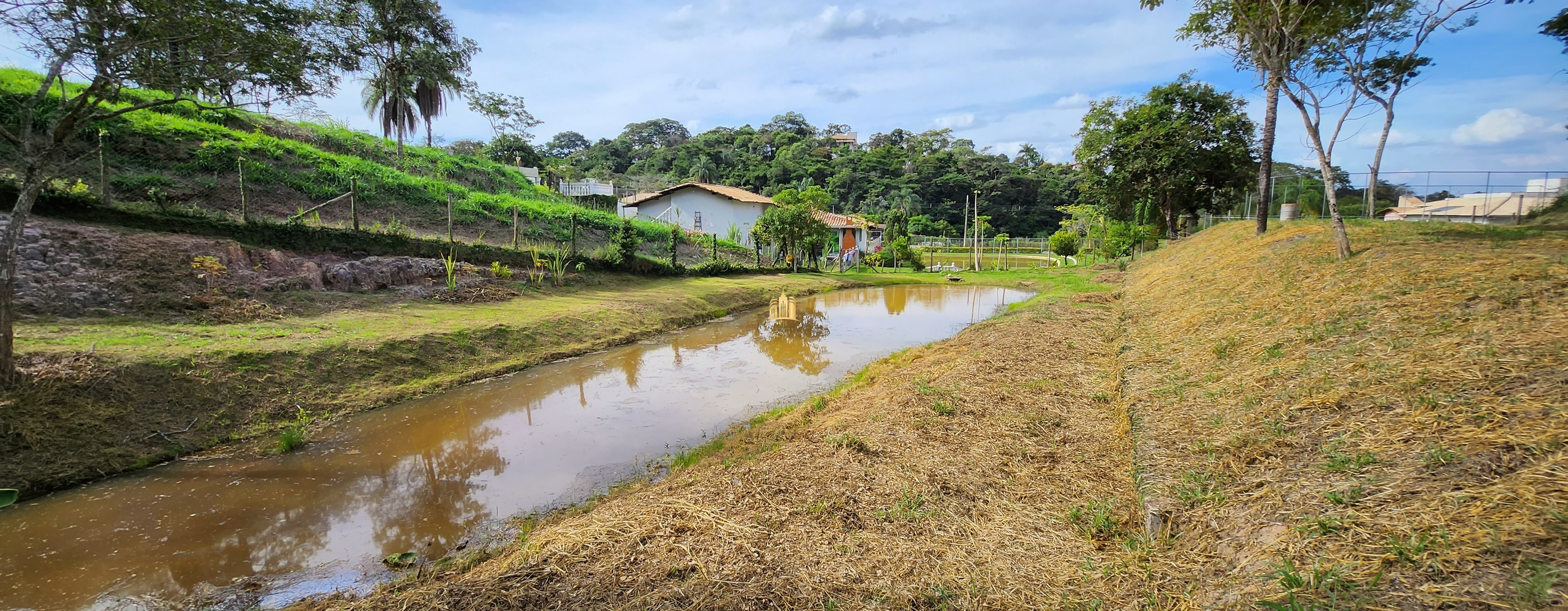 Terreno à venda, 2072m² - Foto 23