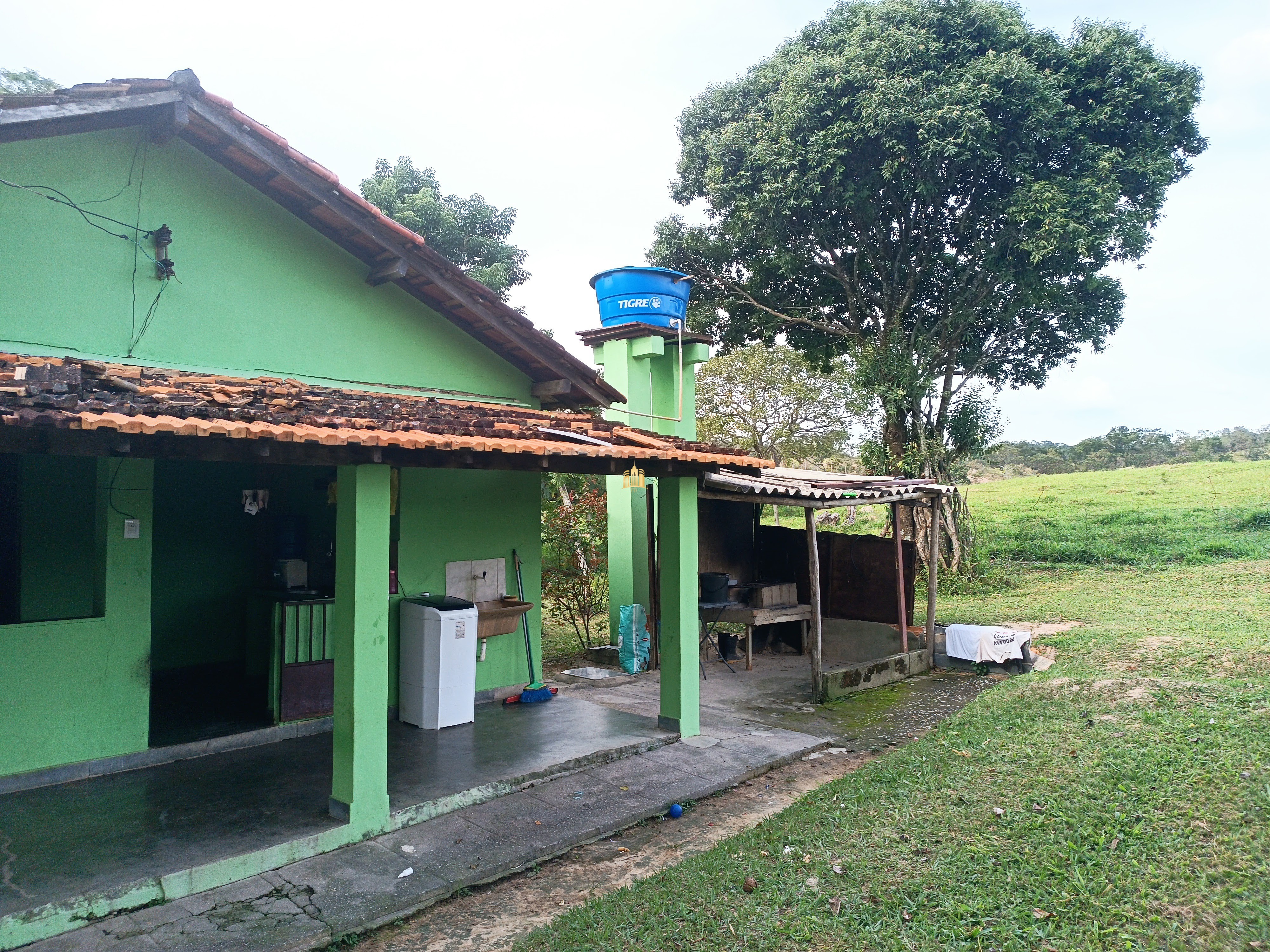 Fazenda à venda com 3 quartos, 220000m² - Foto 27