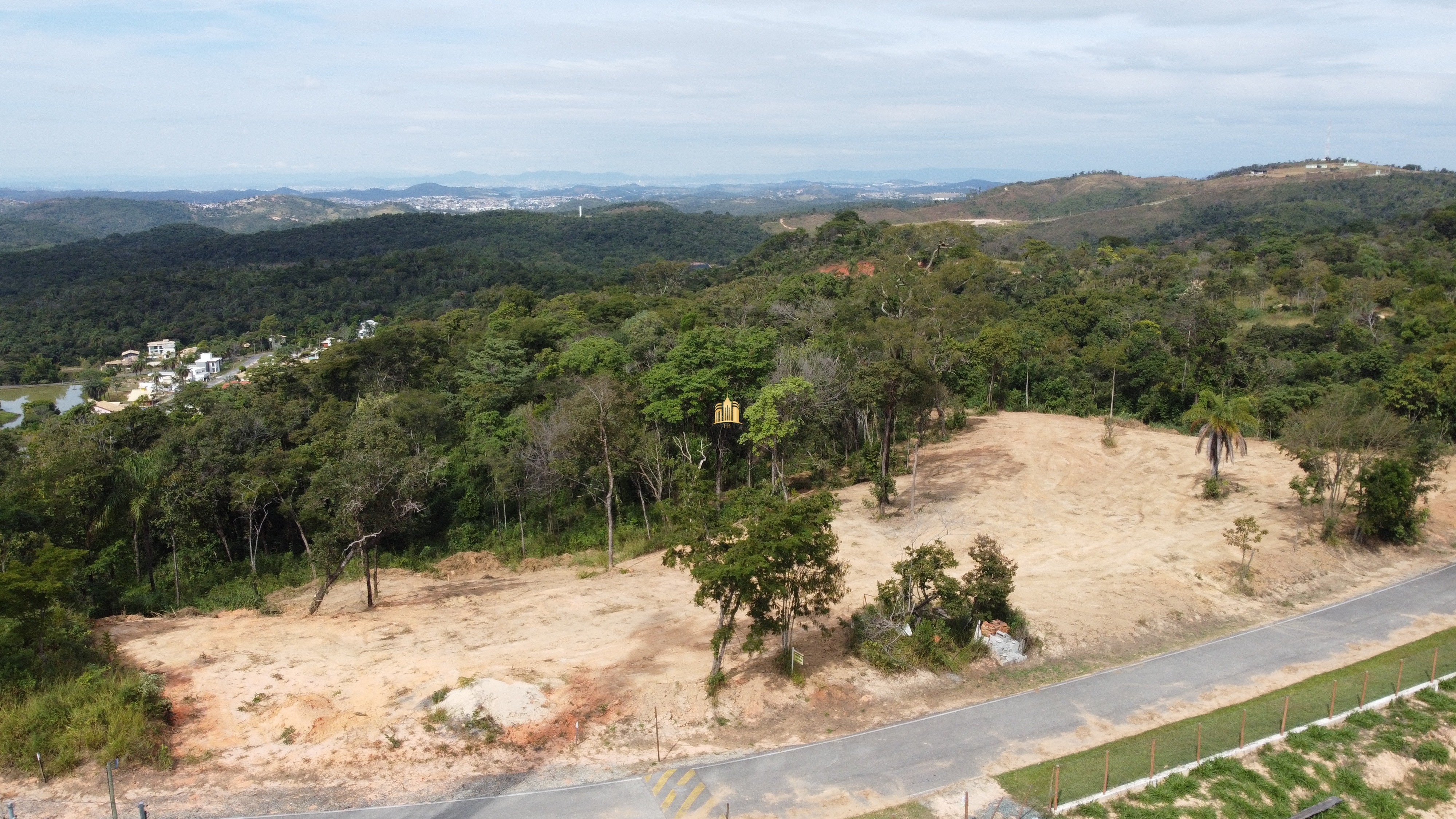 Terreno à venda, 1423m² - Foto 1