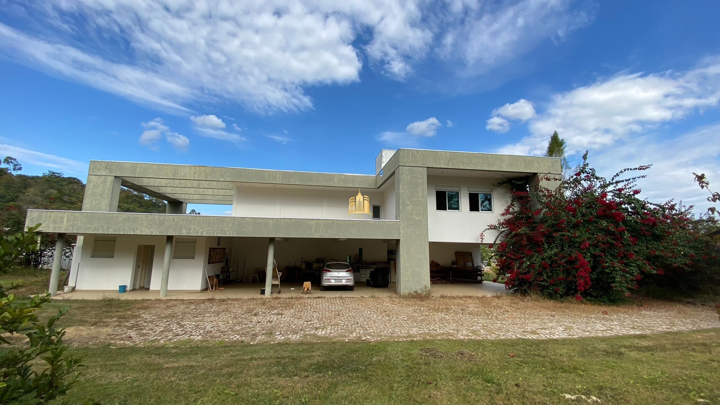 Casa à venda e aluguel com 9 quartos, 6805m² - Foto 24