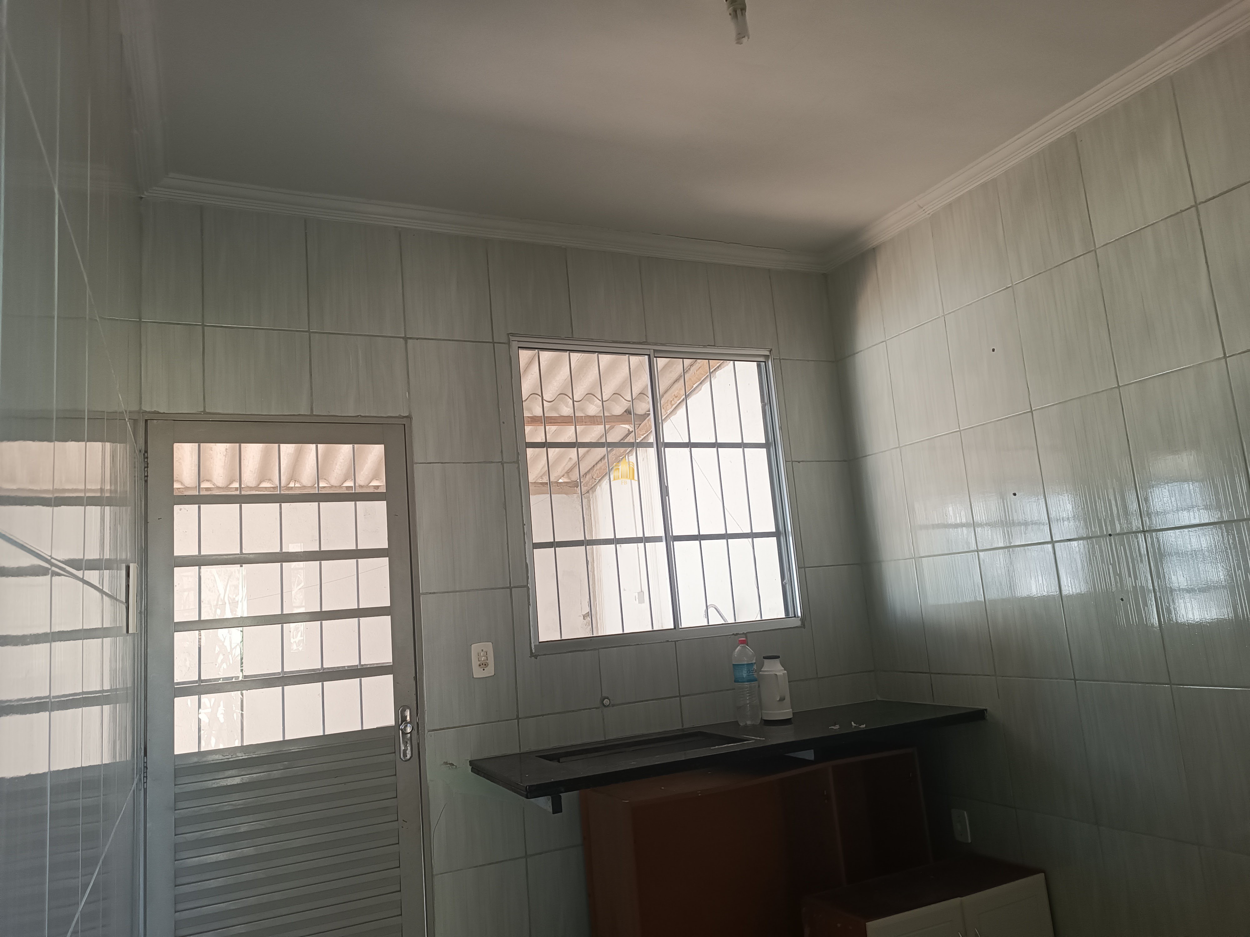 Casa à venda e aluguel com 2 quartos, 100m² - Foto 13