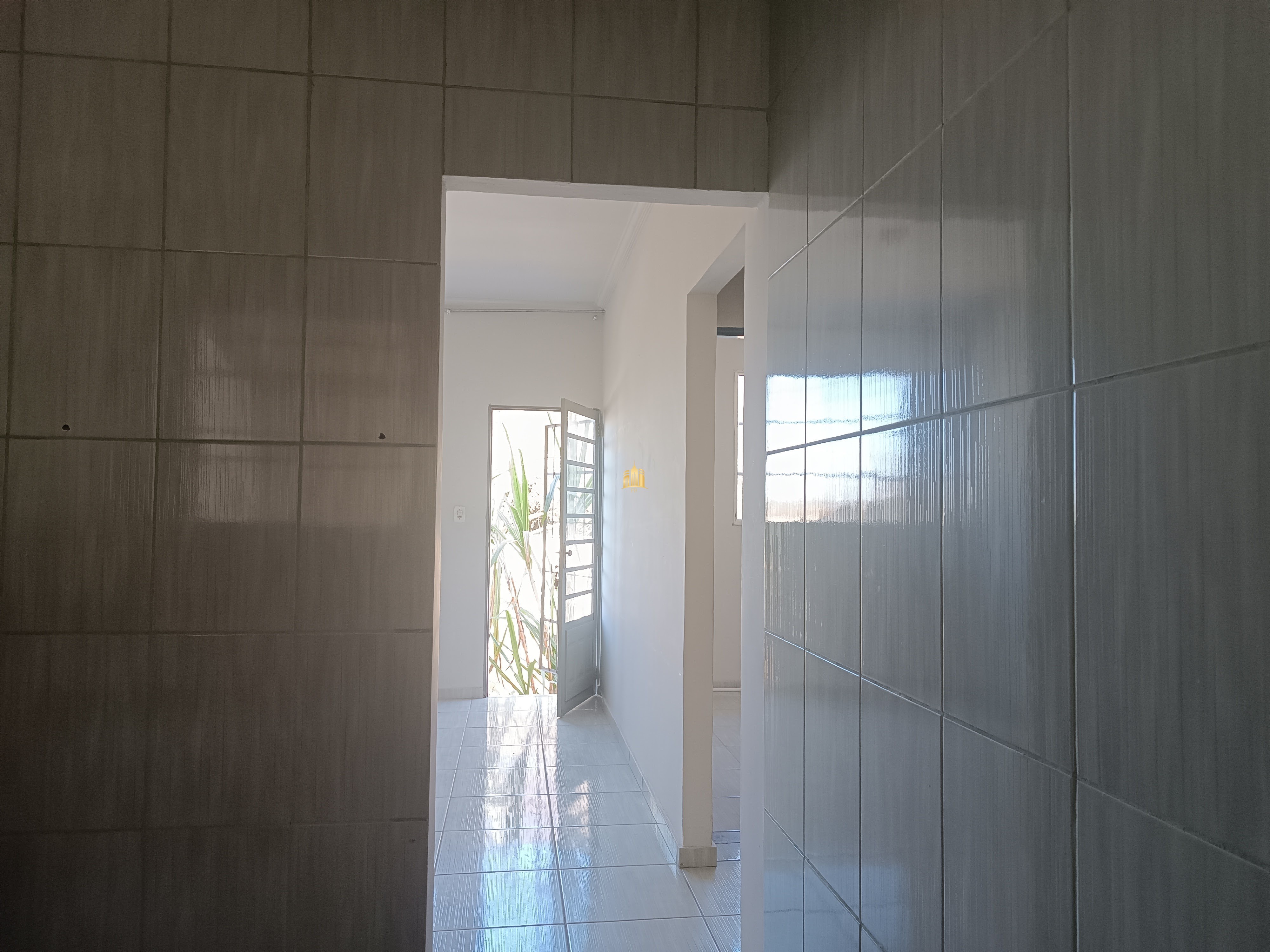 Casa à venda e aluguel com 2 quartos, 100m² - Foto 14