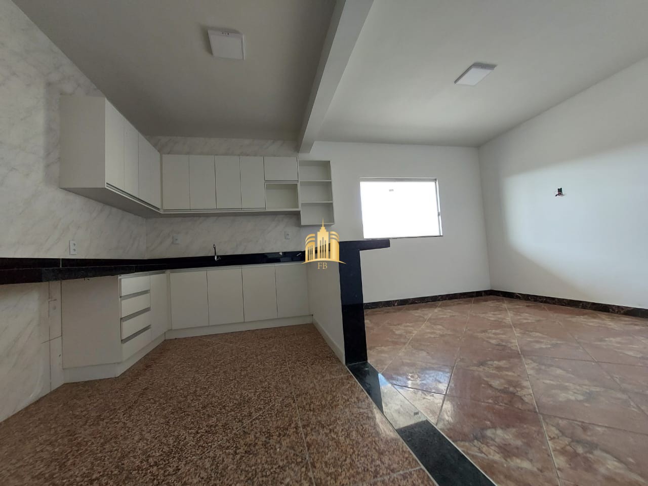 Casa à venda com 2 quartos, 180m² - Foto 18