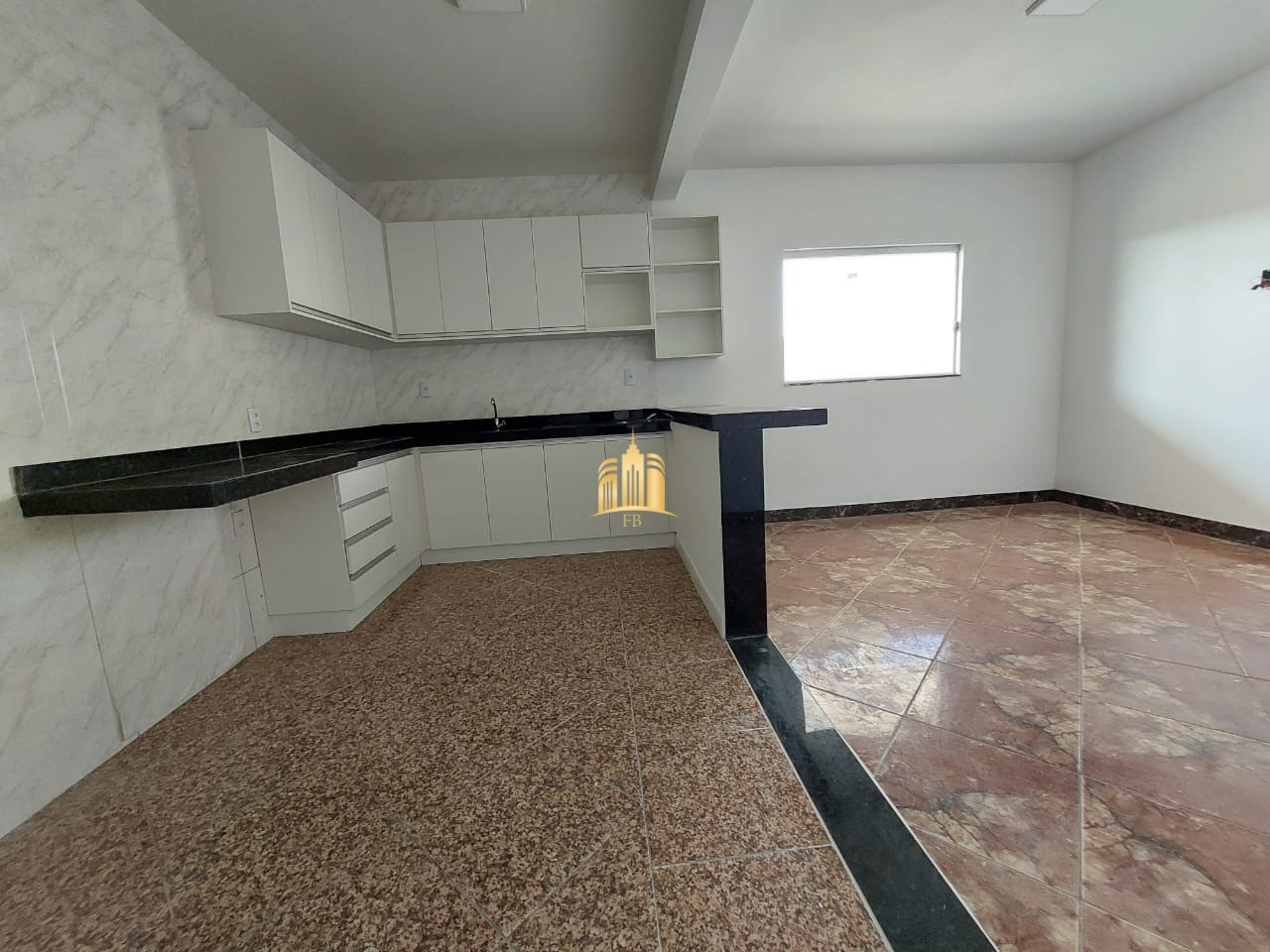 Casa à venda com 2 quartos, 180m² - Foto 17