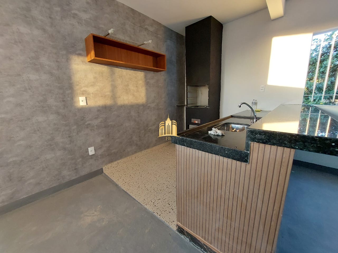 Casa à venda com 2 quartos, 180m² - Foto 5