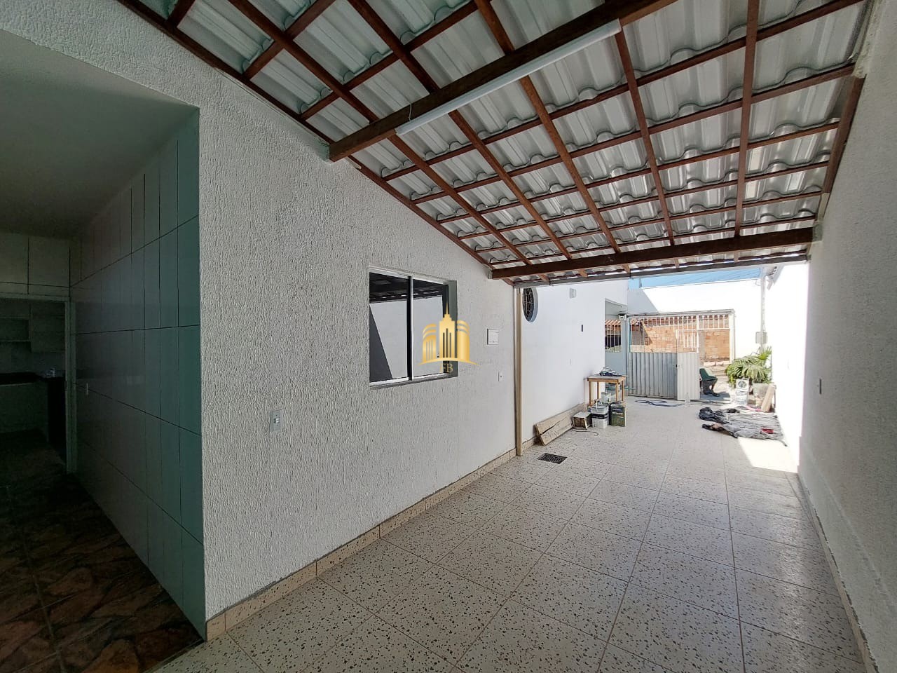 Casa à venda com 2 quartos, 180m² - Foto 10