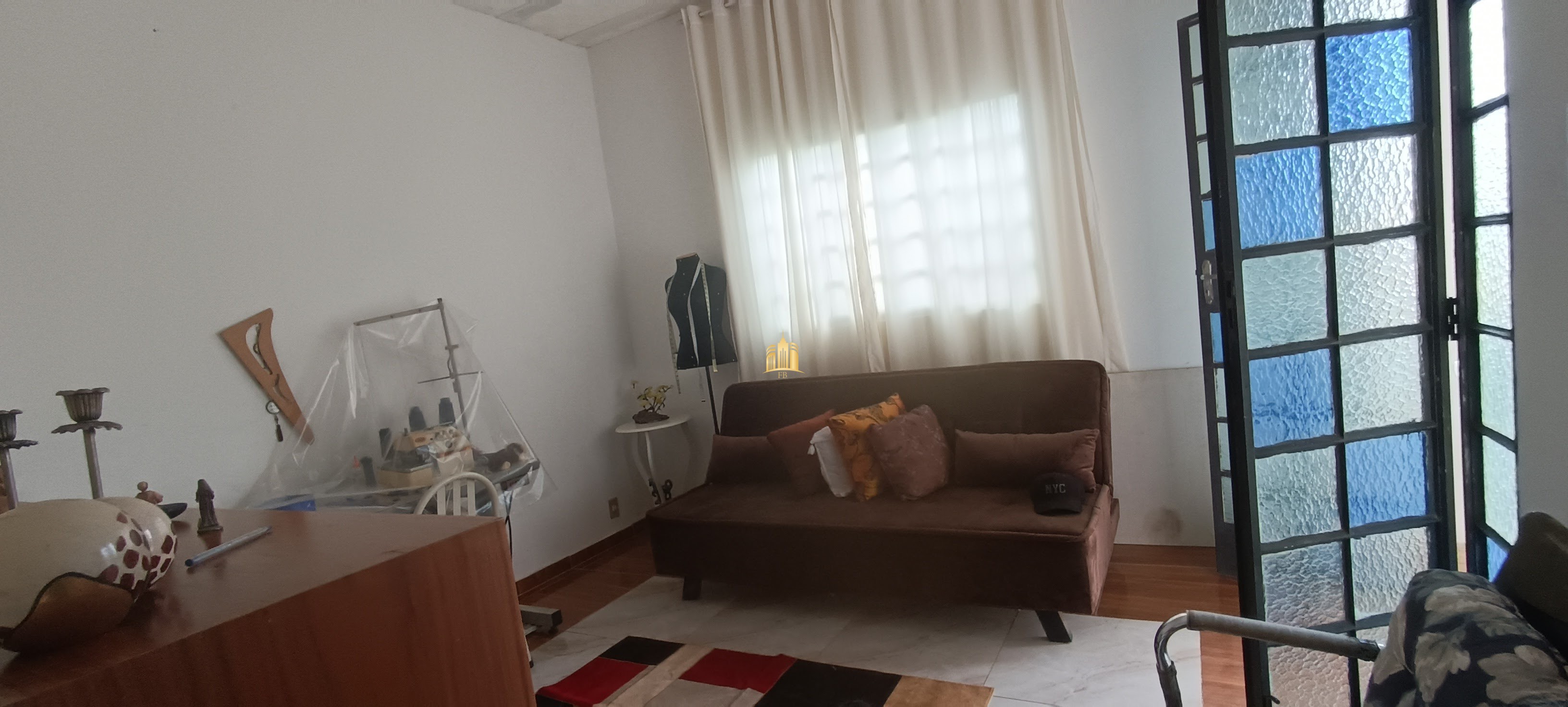 Casa à venda com 1 quarto, 372m² - Foto 12