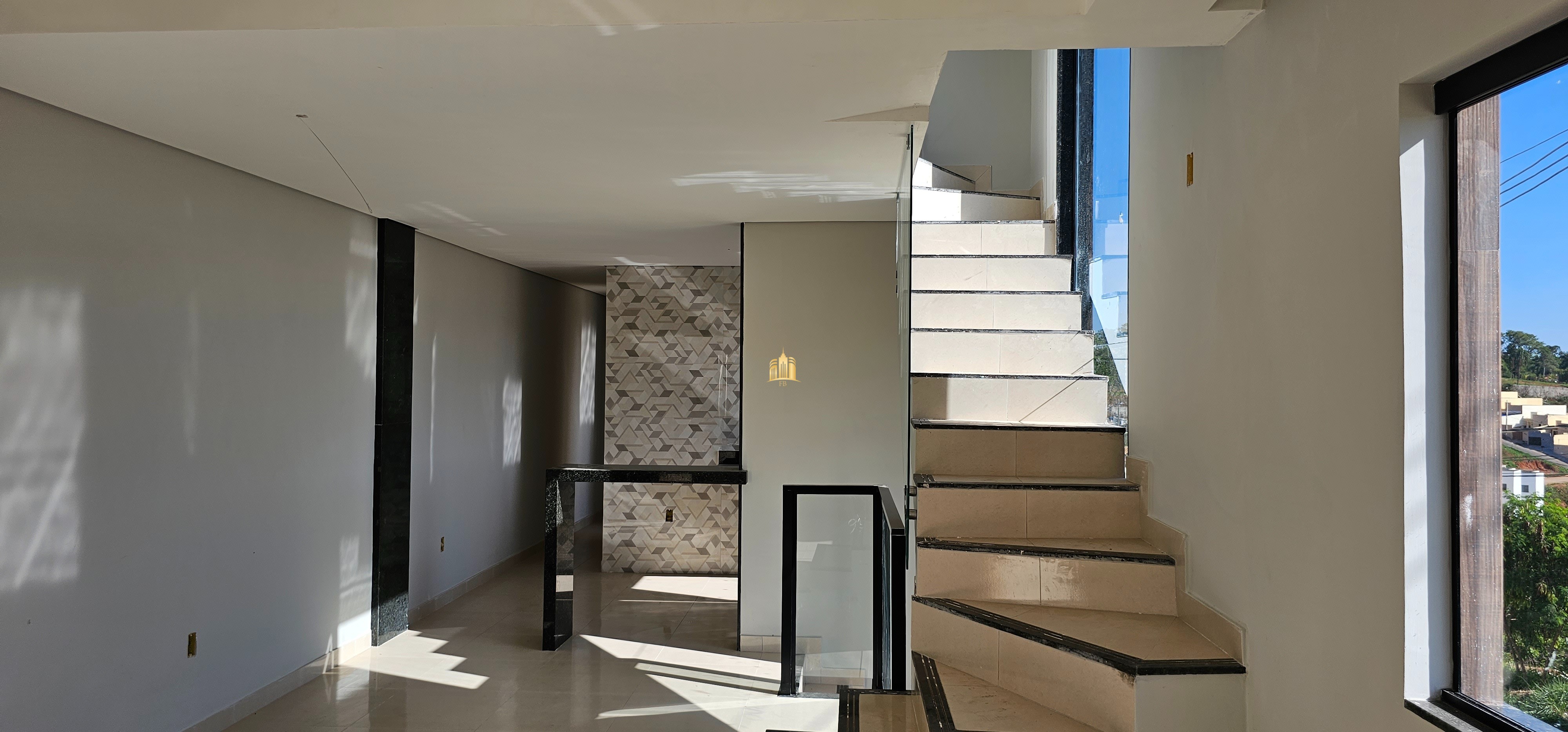 Casa à venda com 3 quartos, 222m² - Foto 3