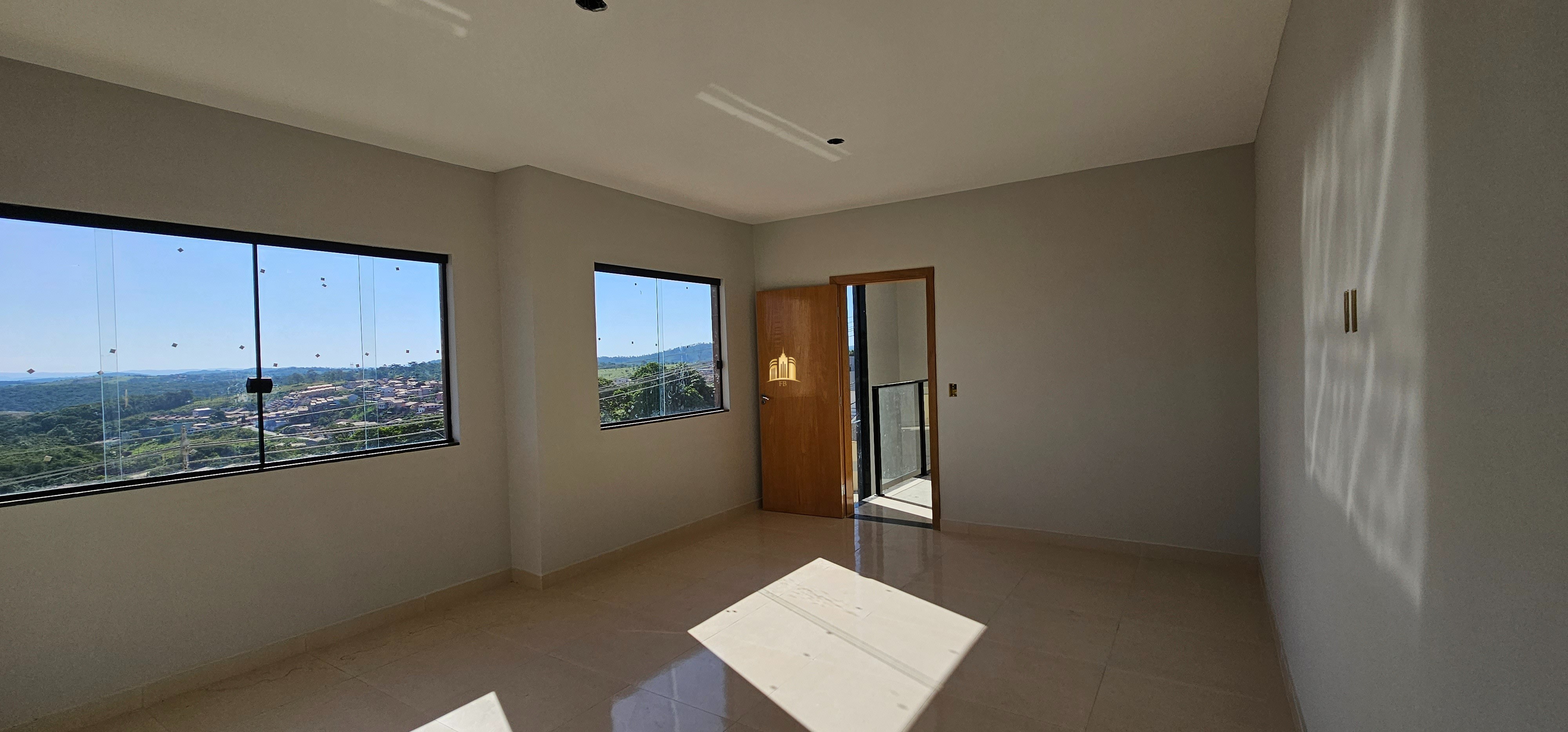 Casa à venda com 3 quartos, 222m² - Foto 8