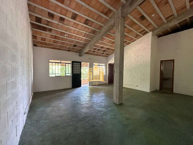 Casa à venda com 3 quartos, 960m² - Foto 7