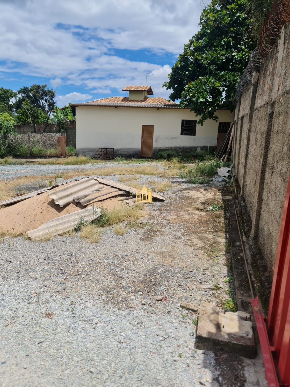 Casa à venda com 2 quartos, 2000m² - Foto 8